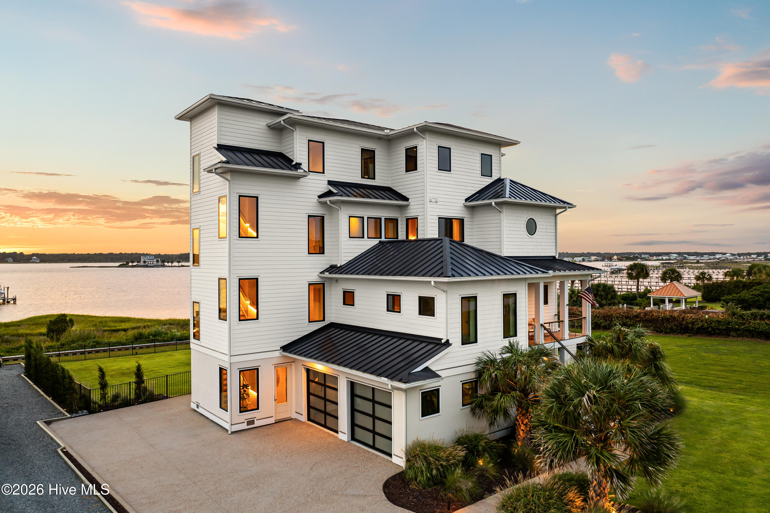 23 Sailview Drive