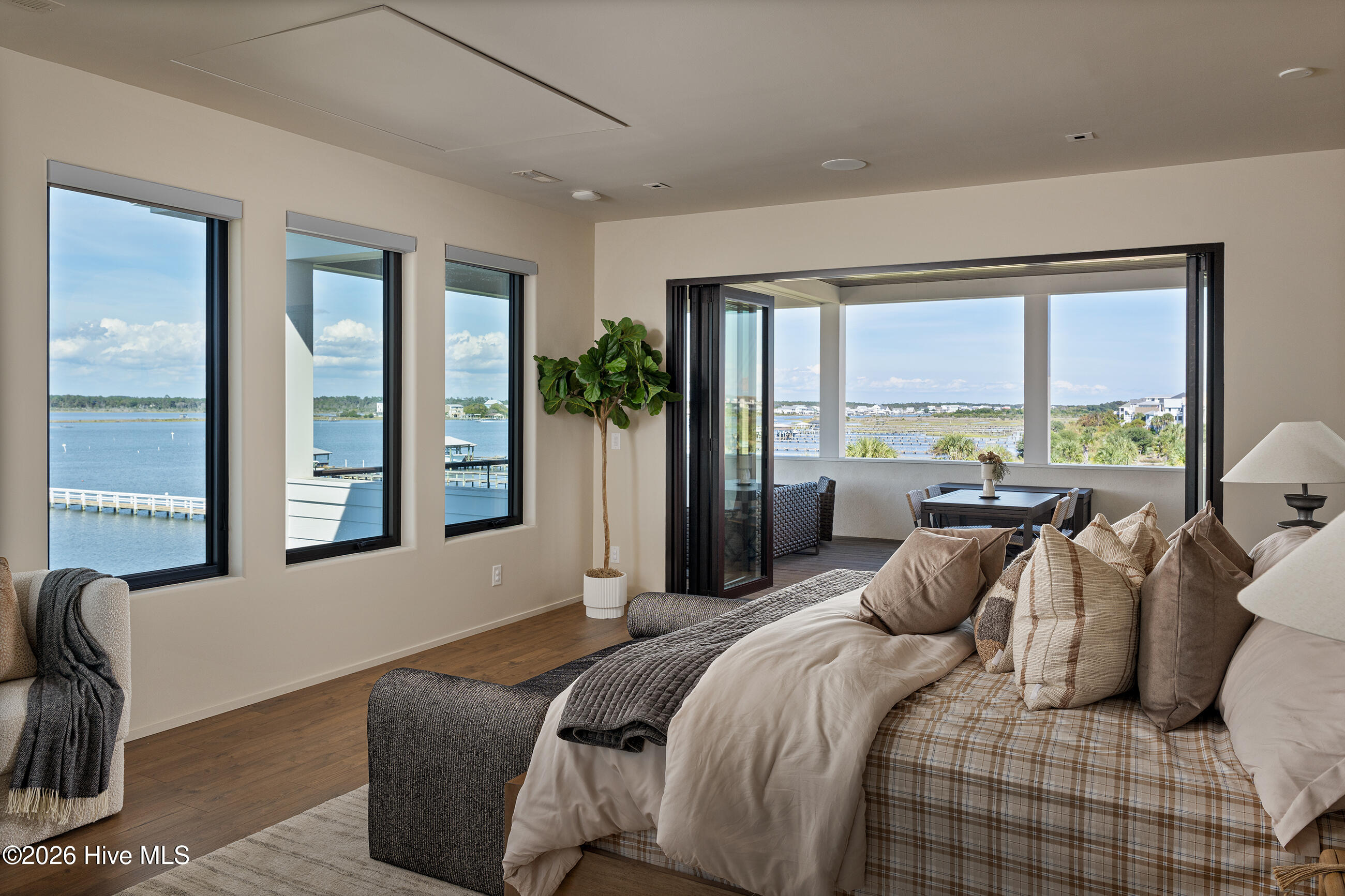 23 Sailview Drive