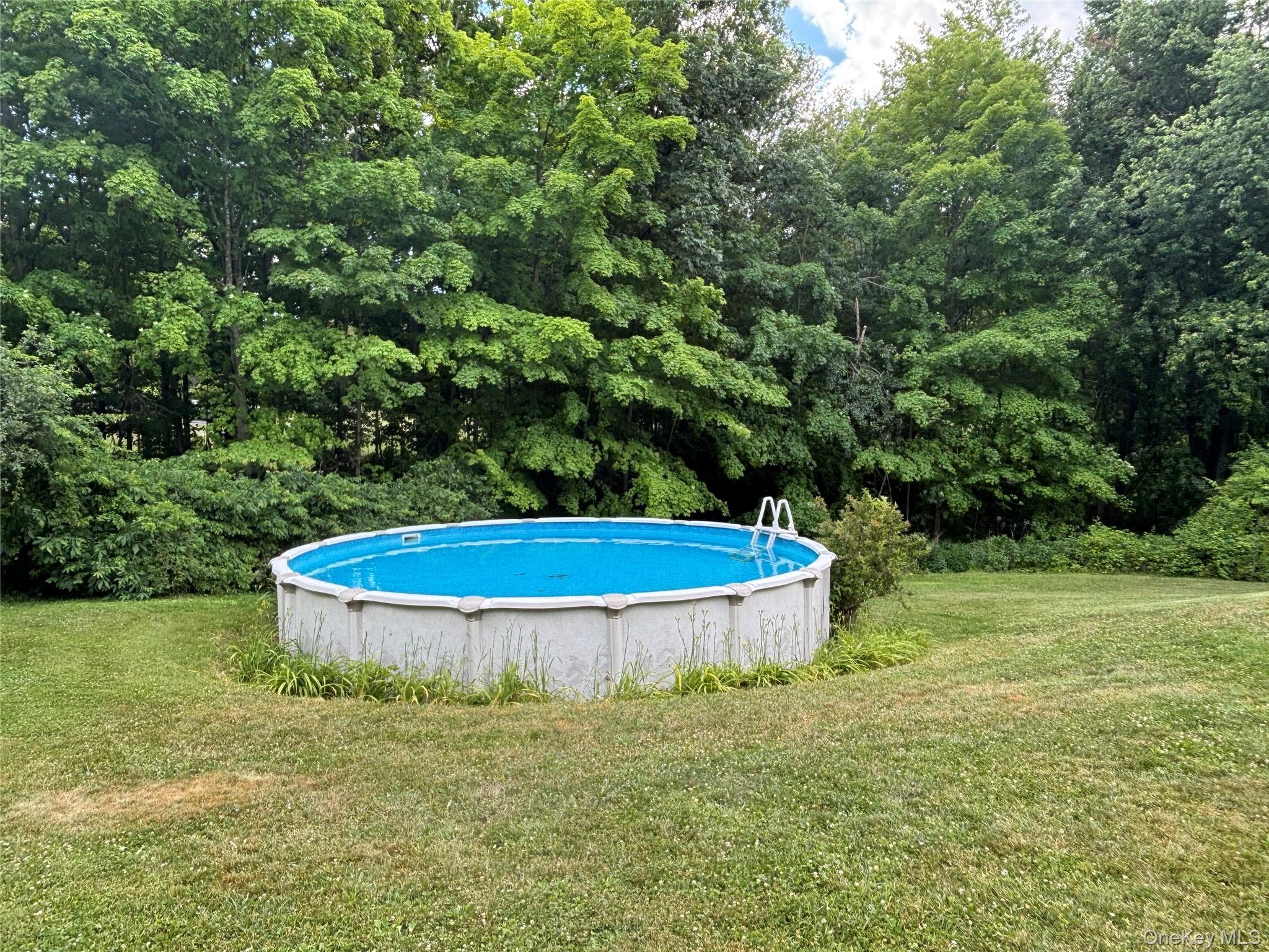 8 Trillium Road
