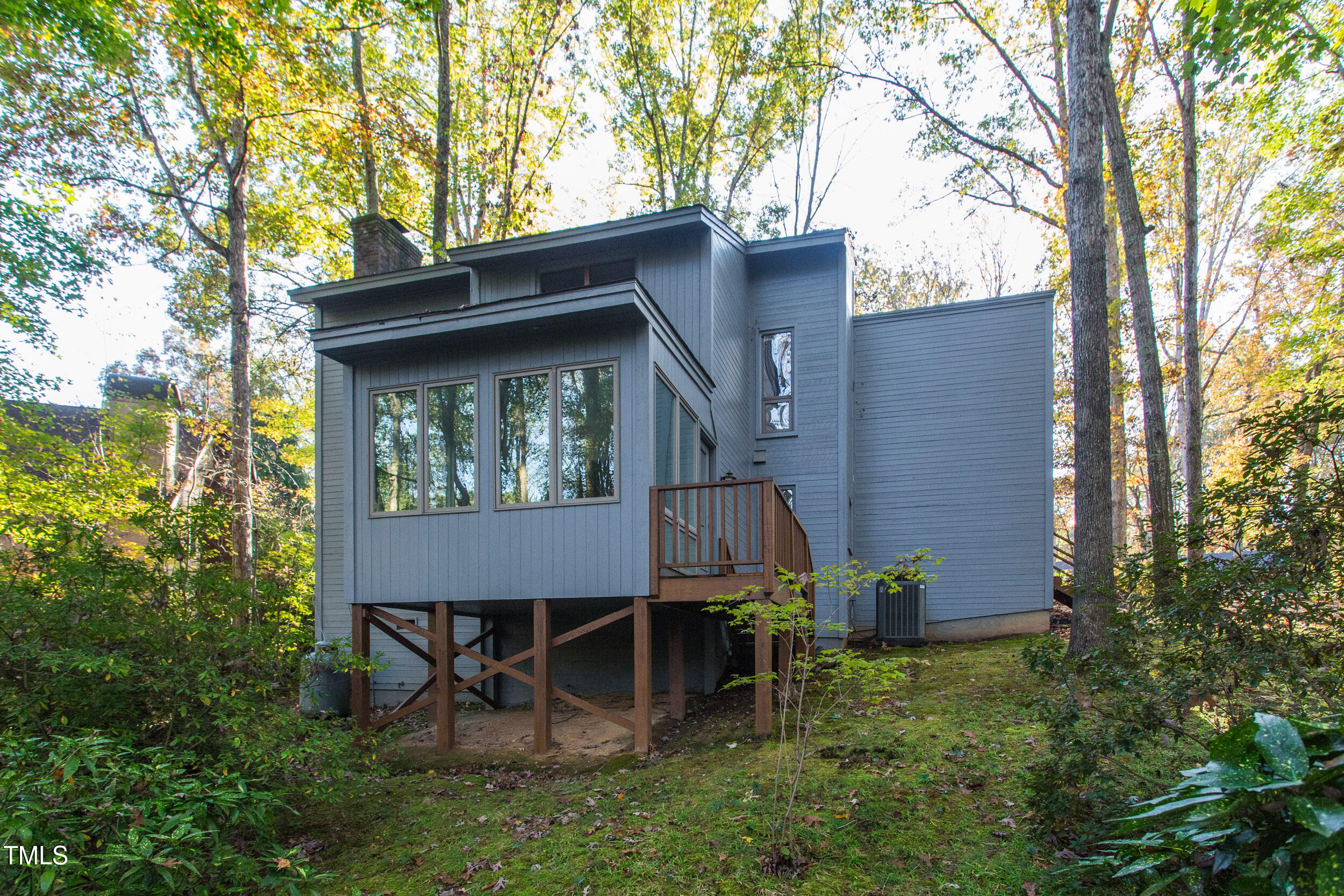 1229 Gatehouse Drive