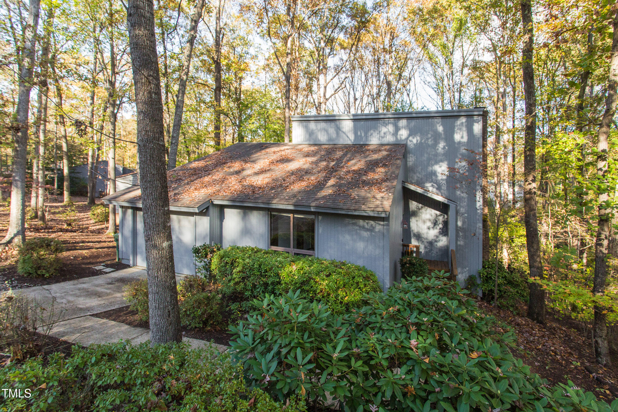 1229 Gatehouse Drive