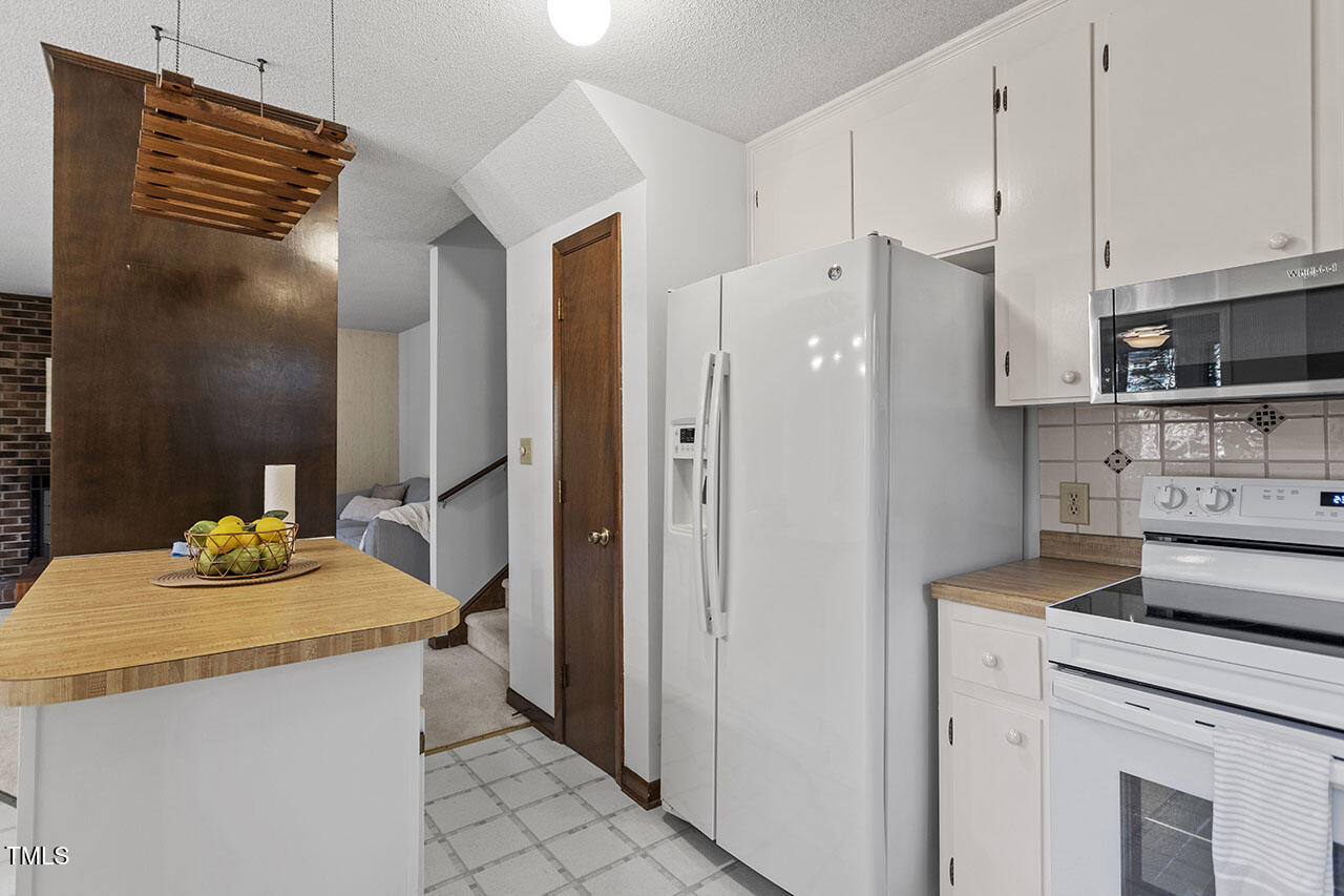 1229 Gatehouse Drive