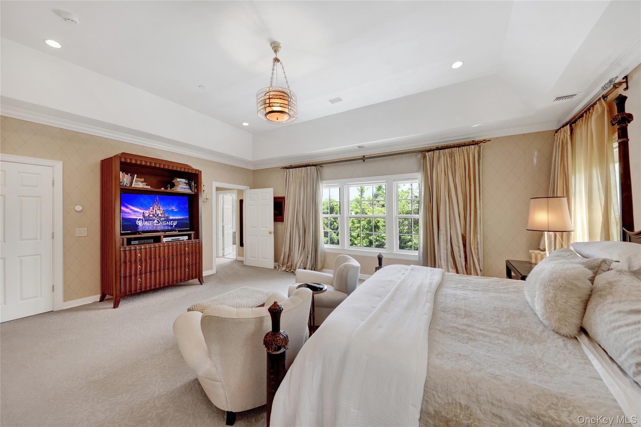 4 Griffen Drive