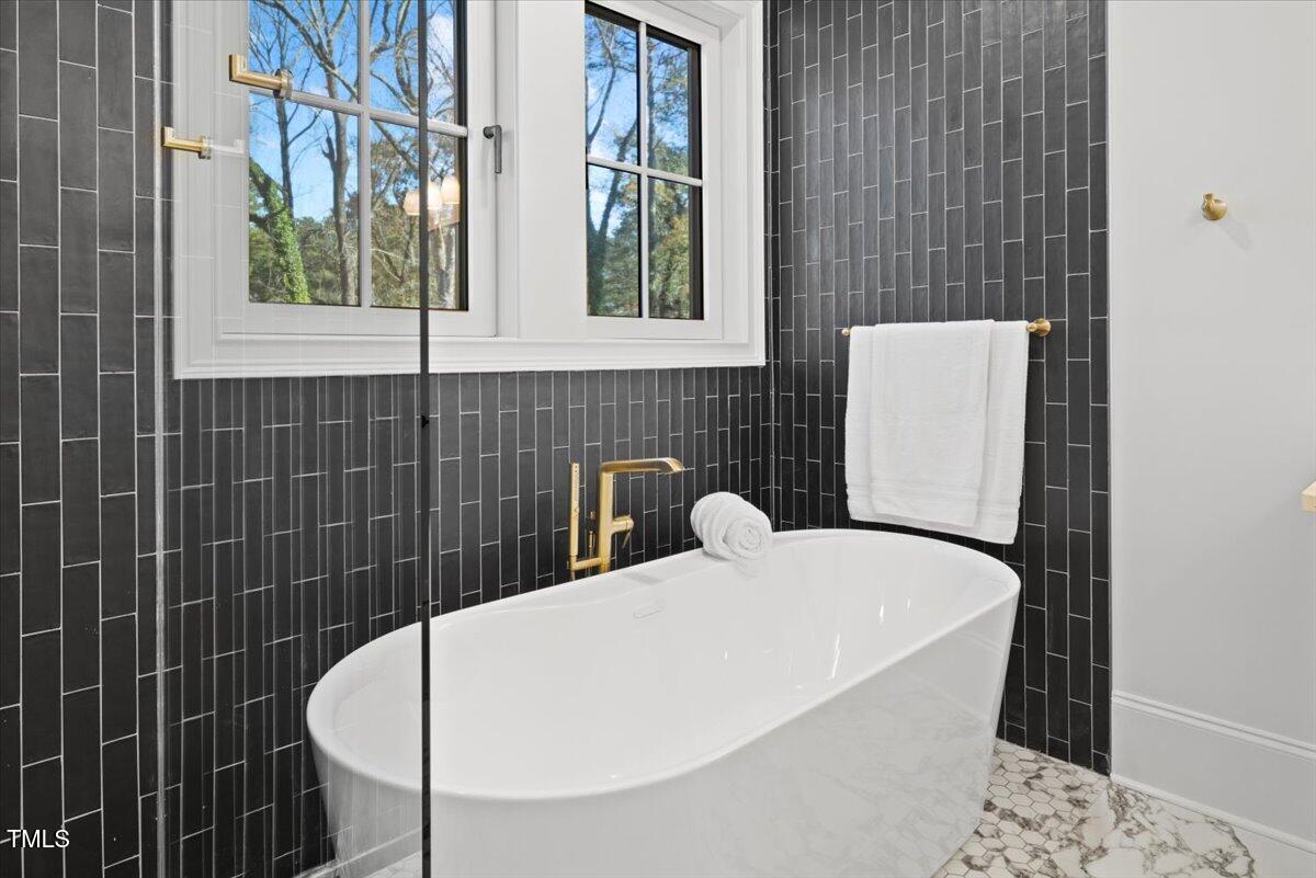 1232 Somerset Road