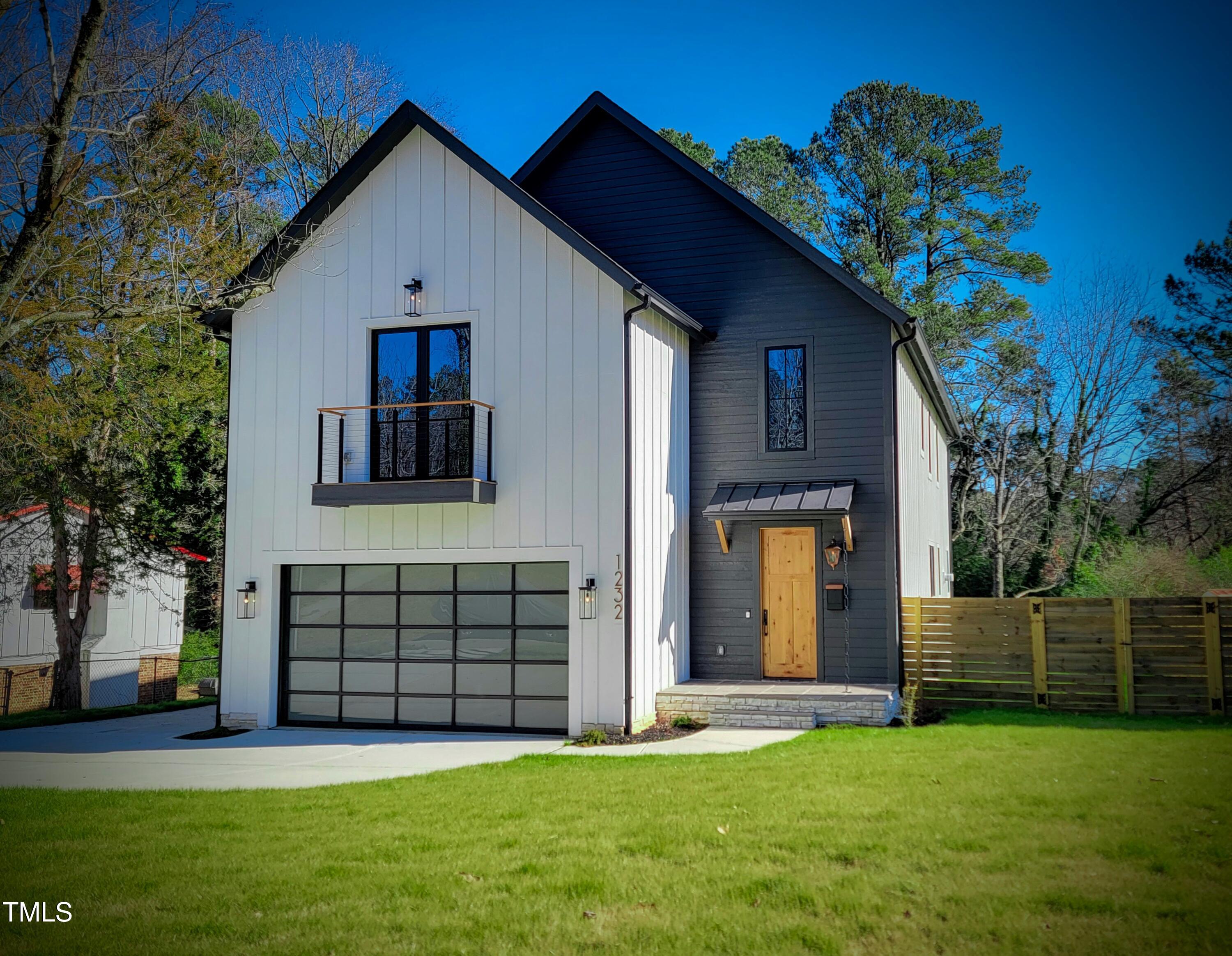 1232 Somerset Road