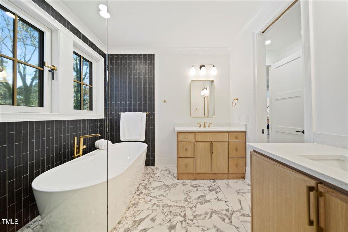1232 Somerset Road