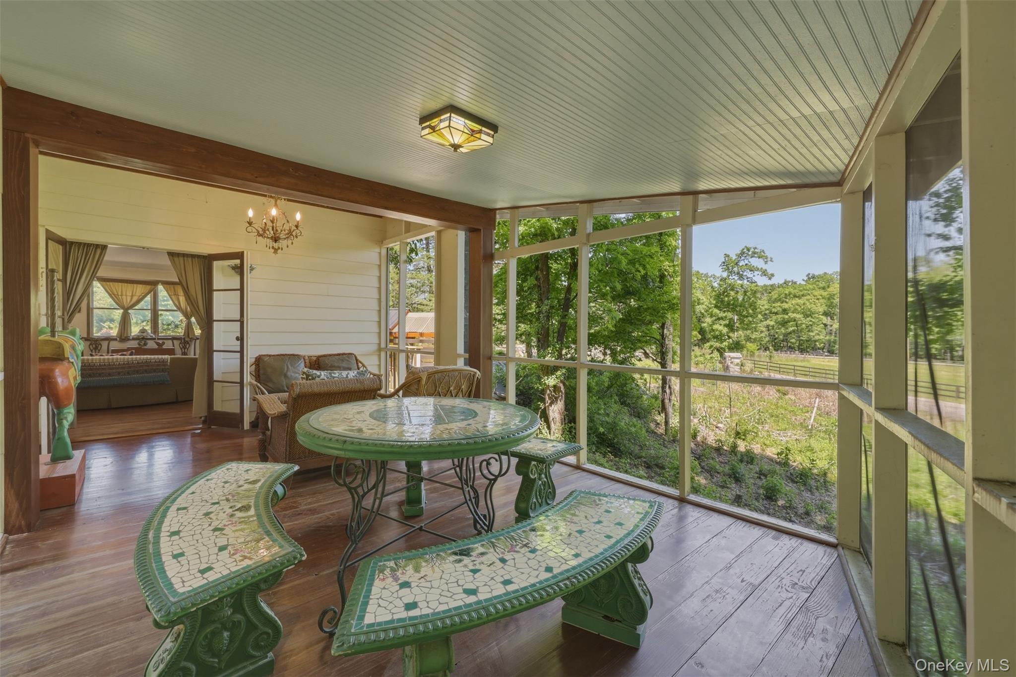 5 - 7 Downer Lane