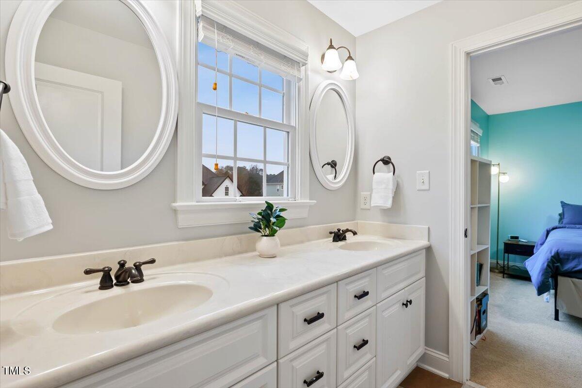 4104 Hampton Park Way