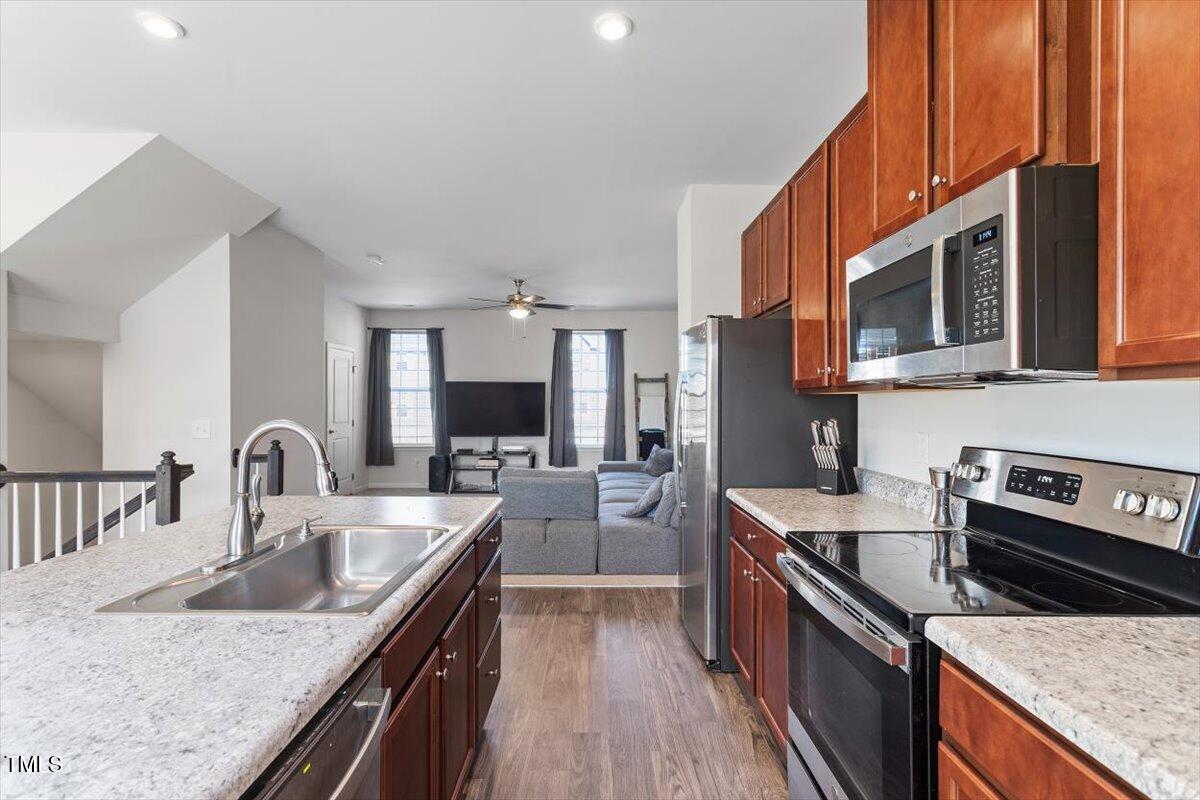 515 Autumn Cure Court