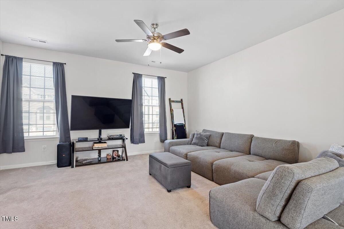515 Autumn Cure Court