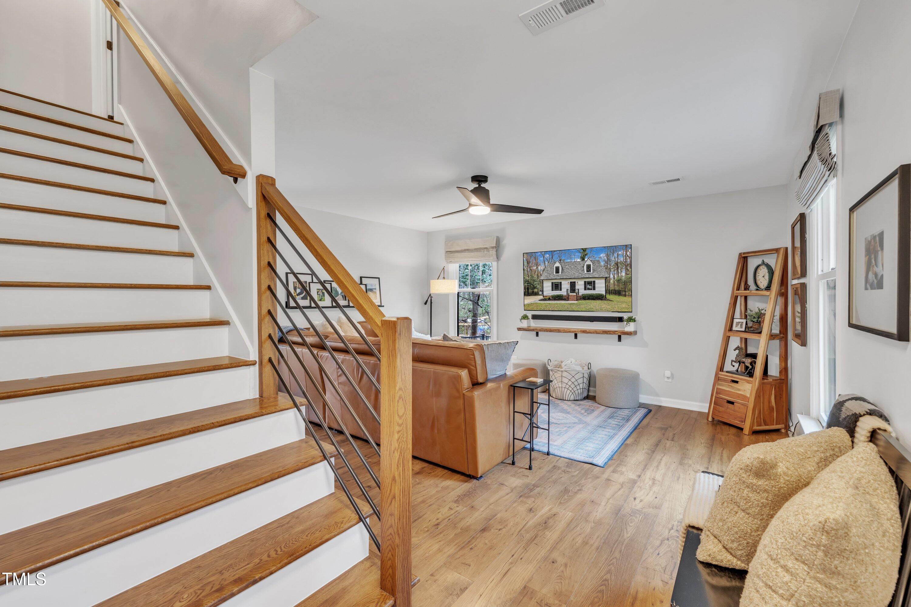 305 Dickens Road