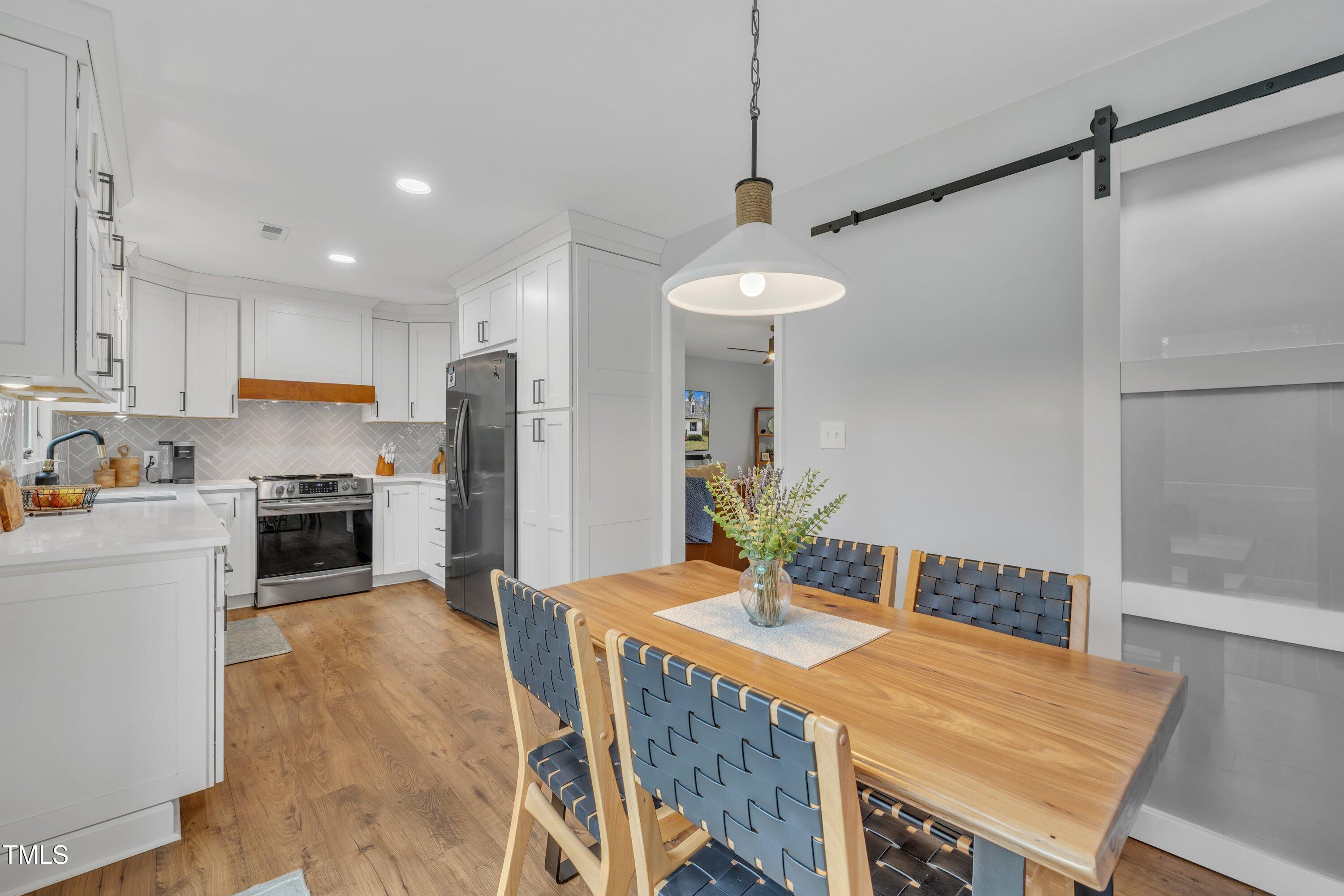 305 Dickens Road