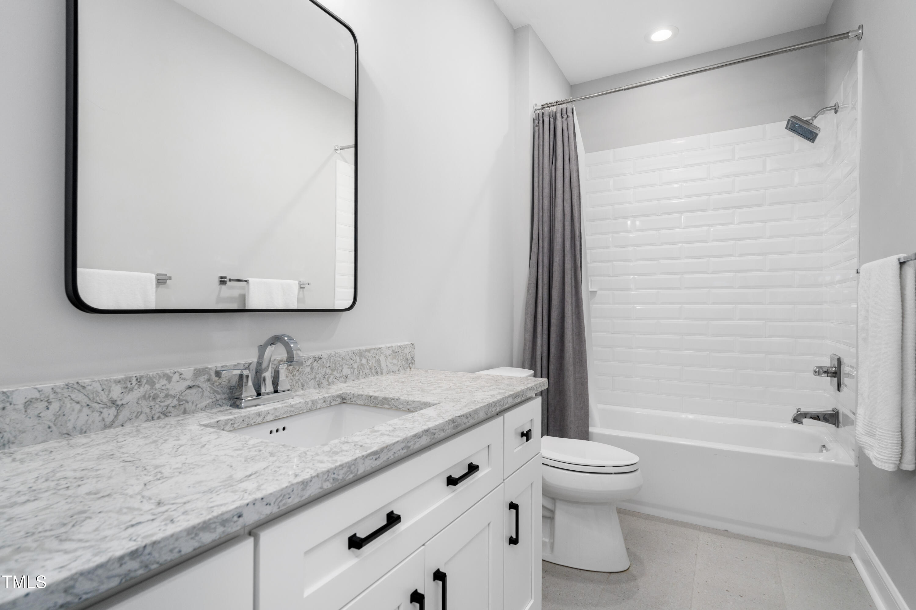 1213 Rocky Point Lane