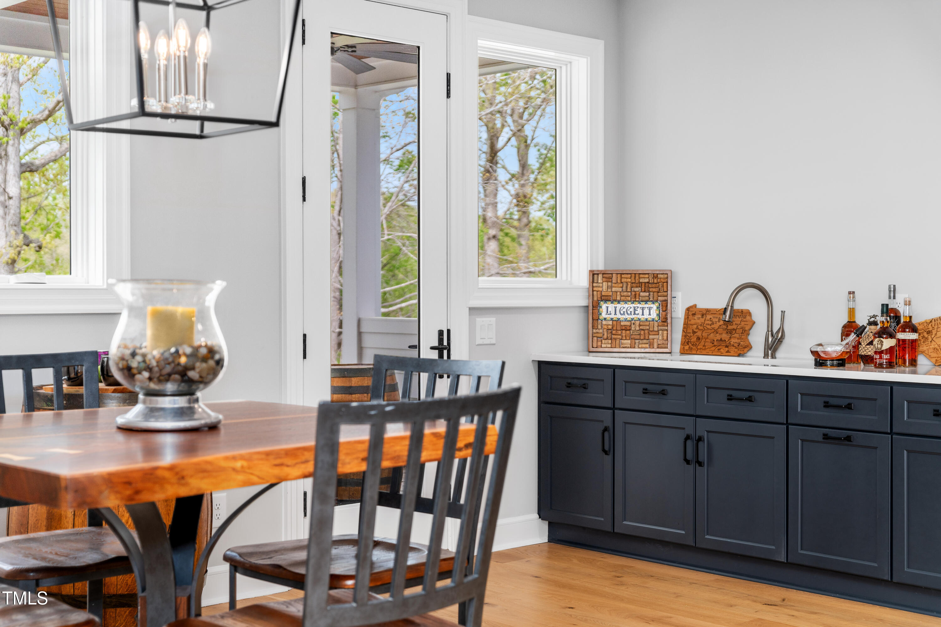 1213 Rocky Point Lane