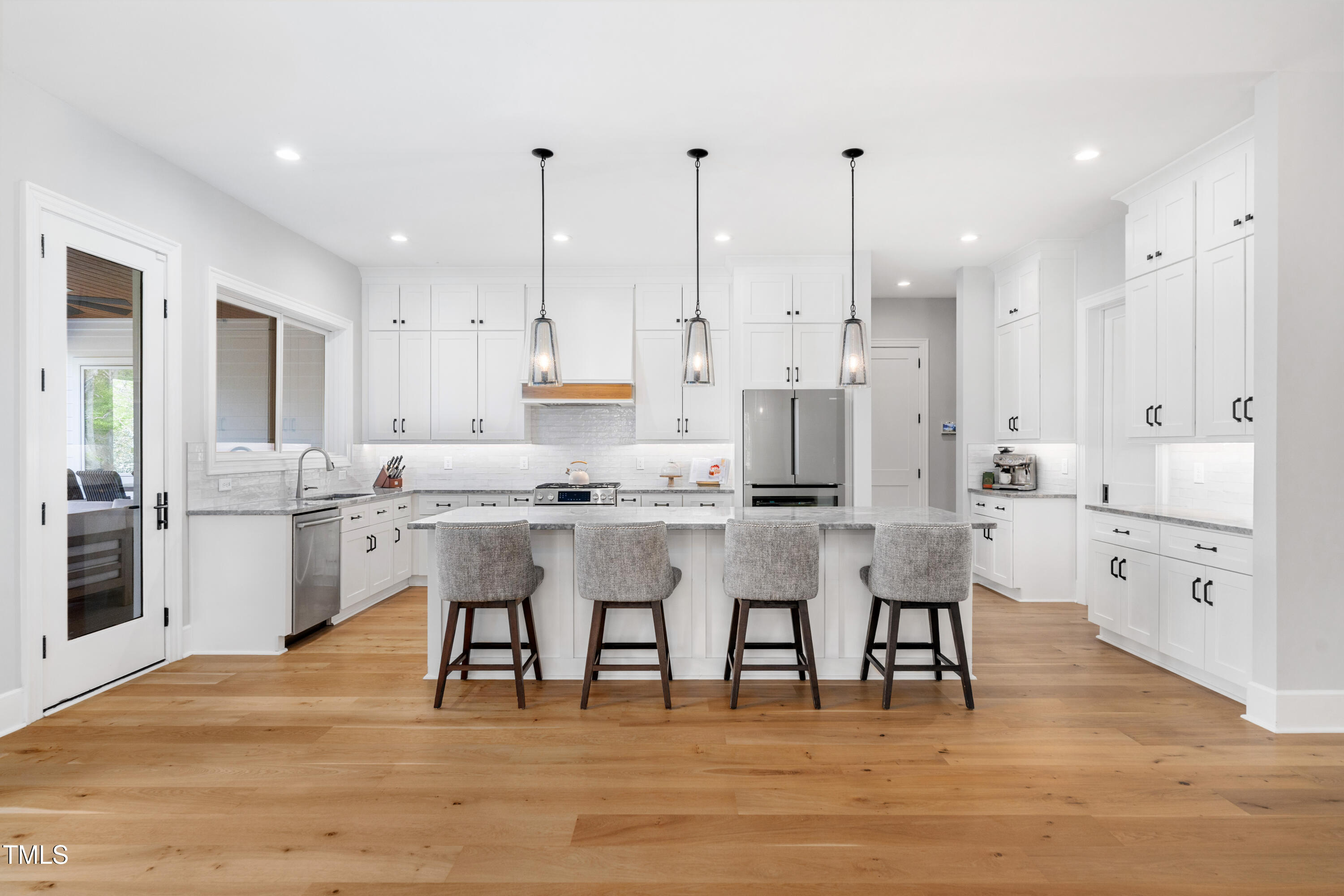 1213 Rocky Point Lane