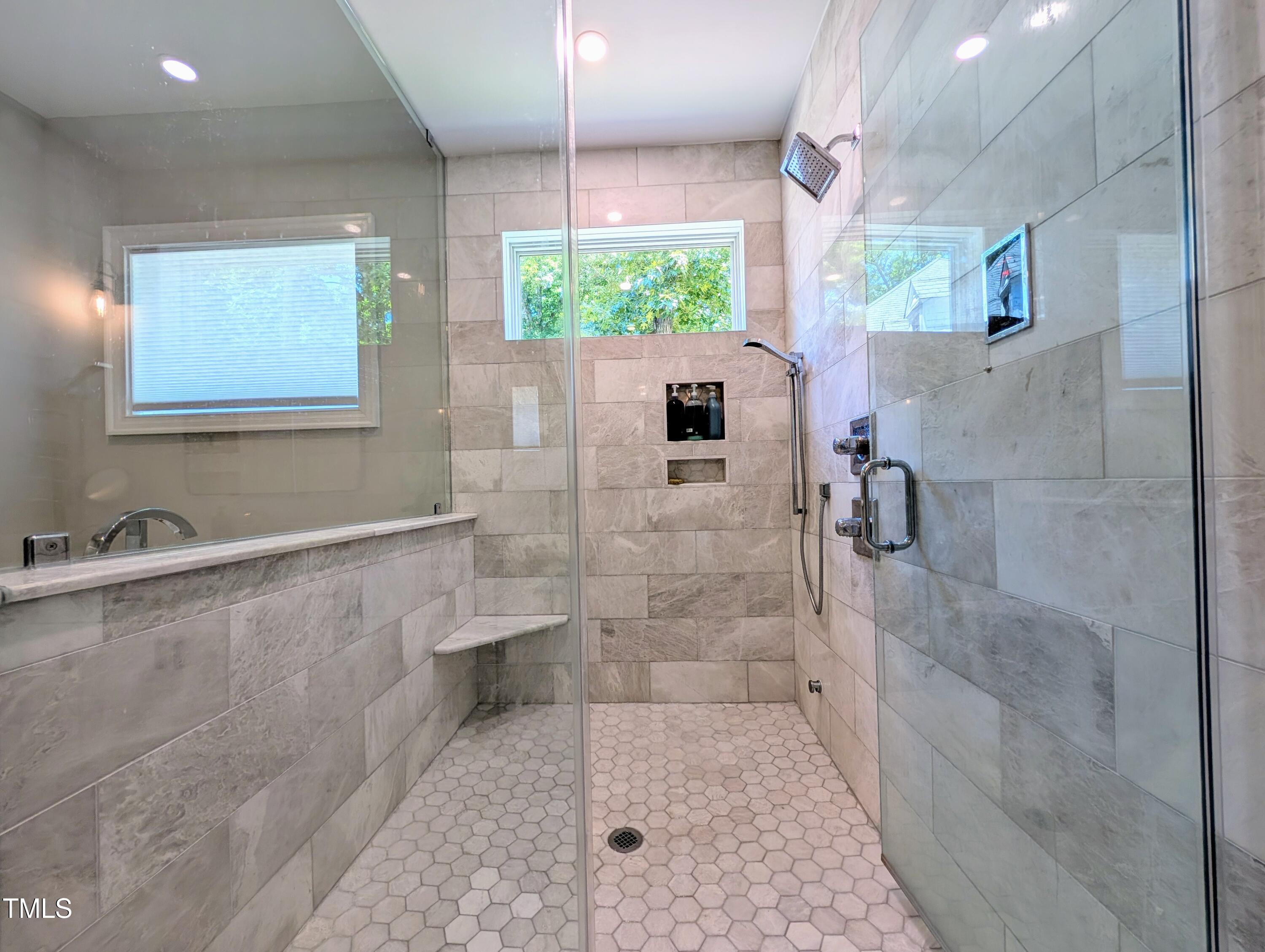 1213 Rocky Point Lane