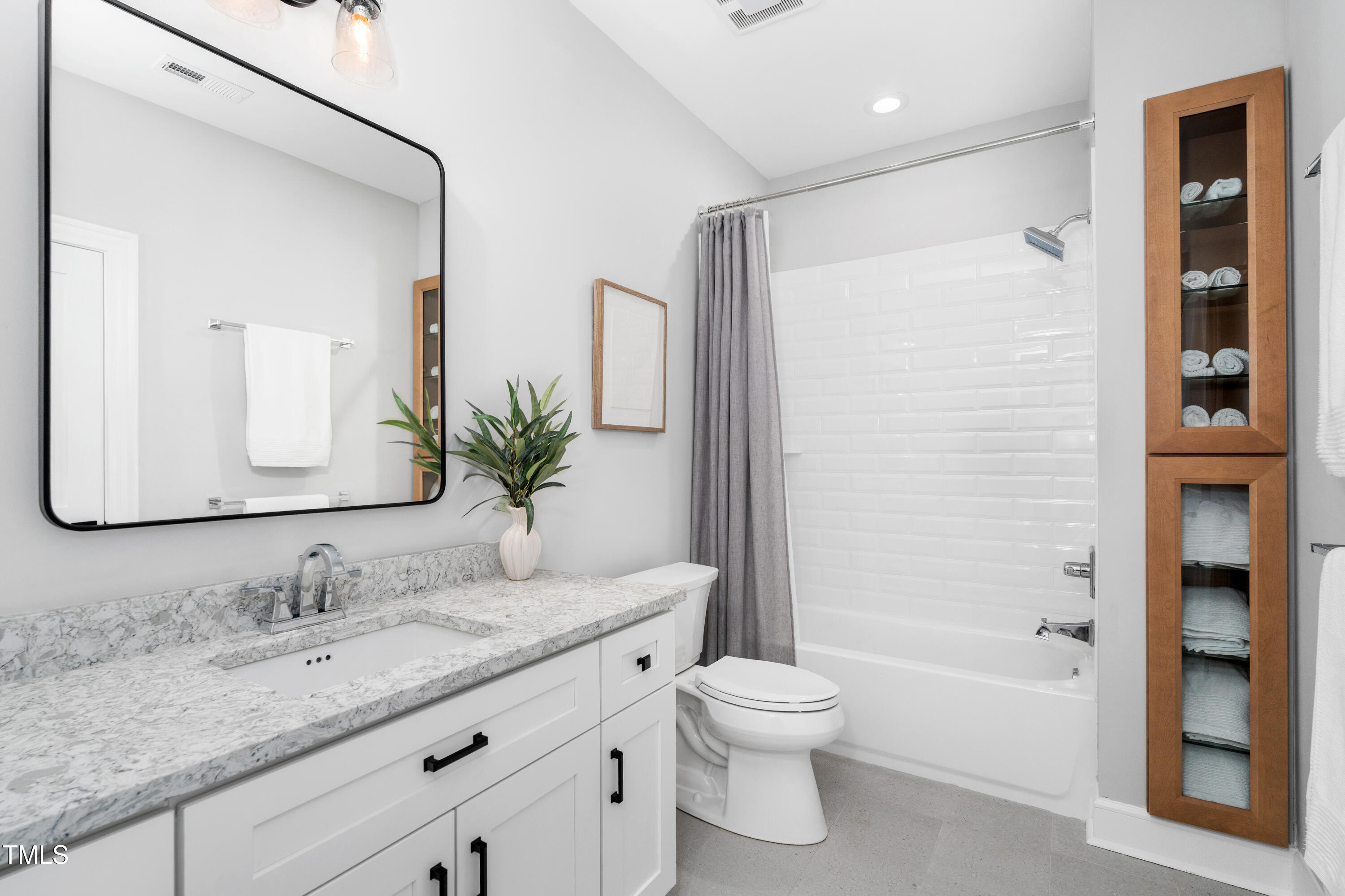 1213 Rocky Point Lane