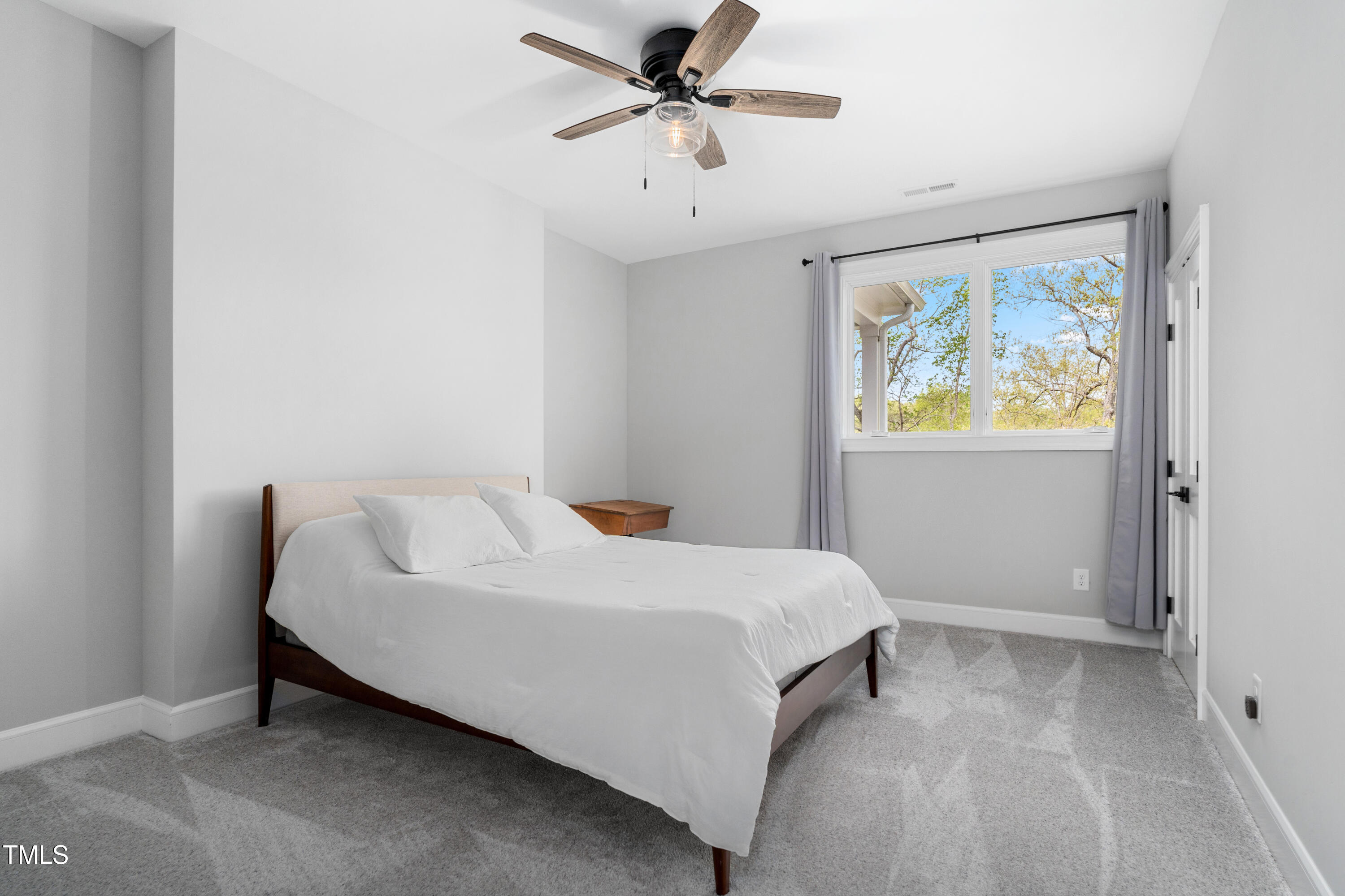 1213 Rocky Point Lane