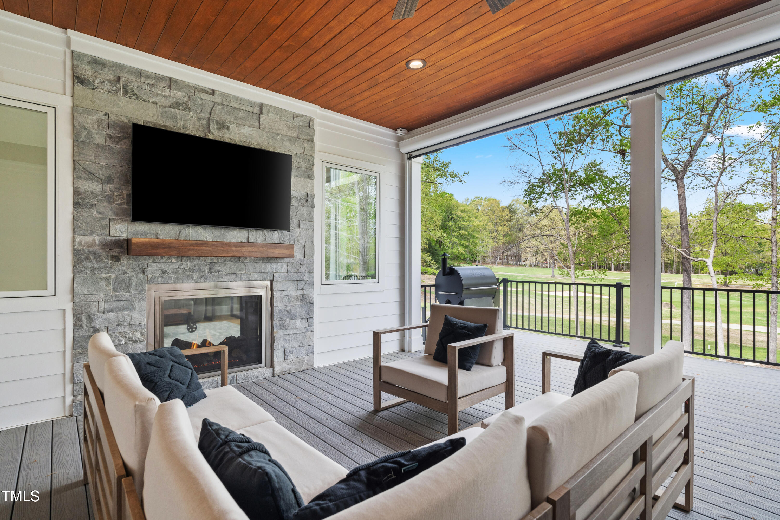 1213 Rocky Point Lane