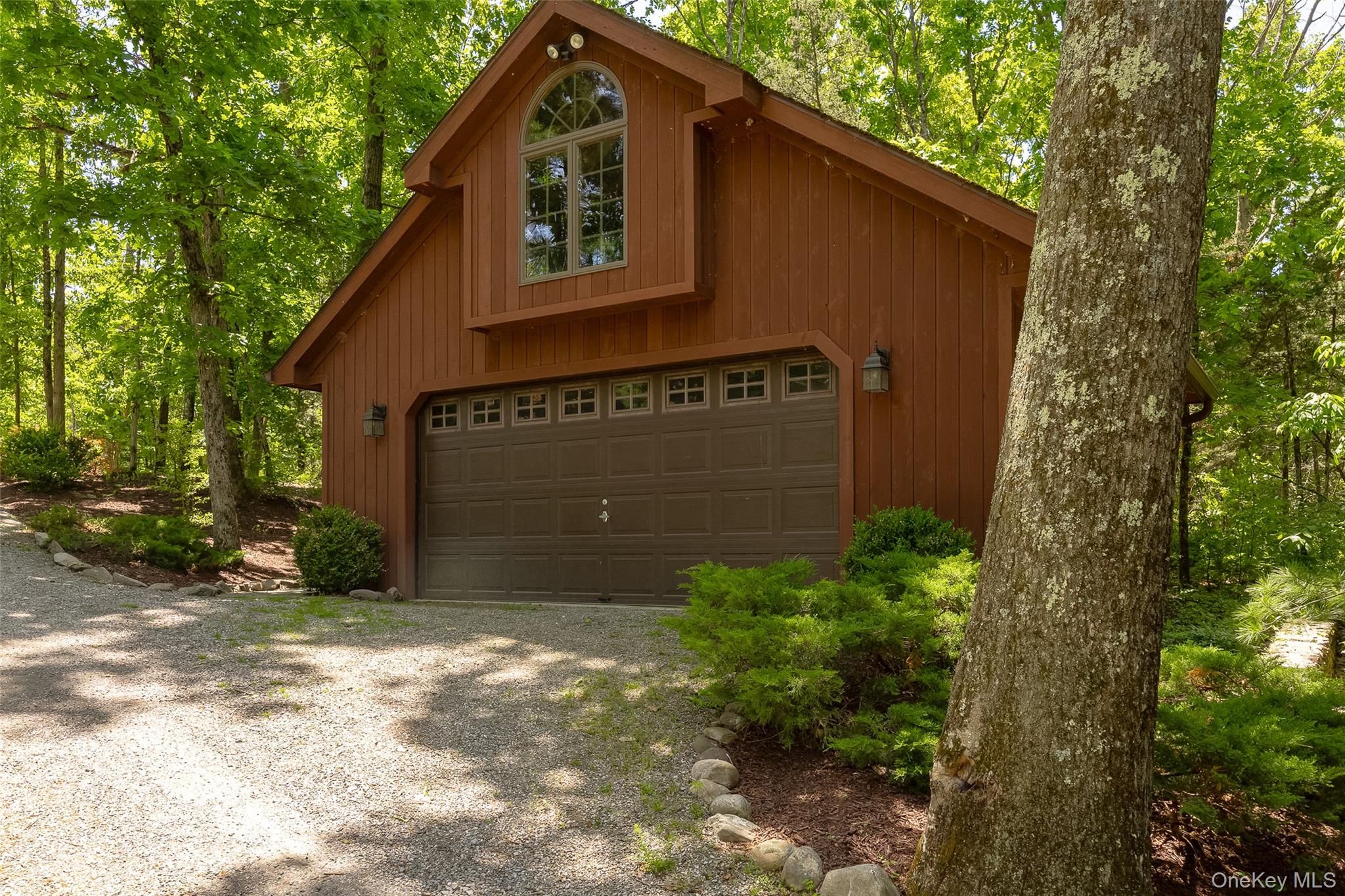 44 Eleanor Drive