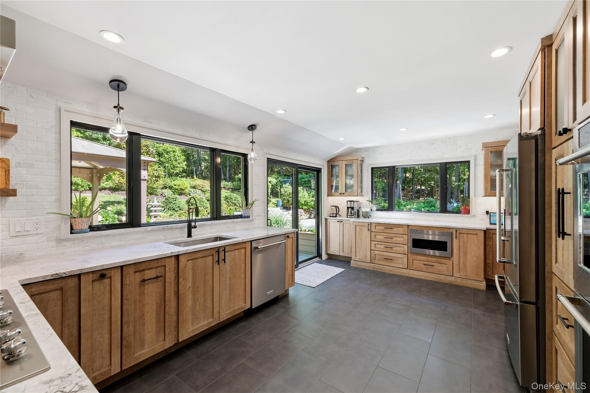 53 Soundview Drive