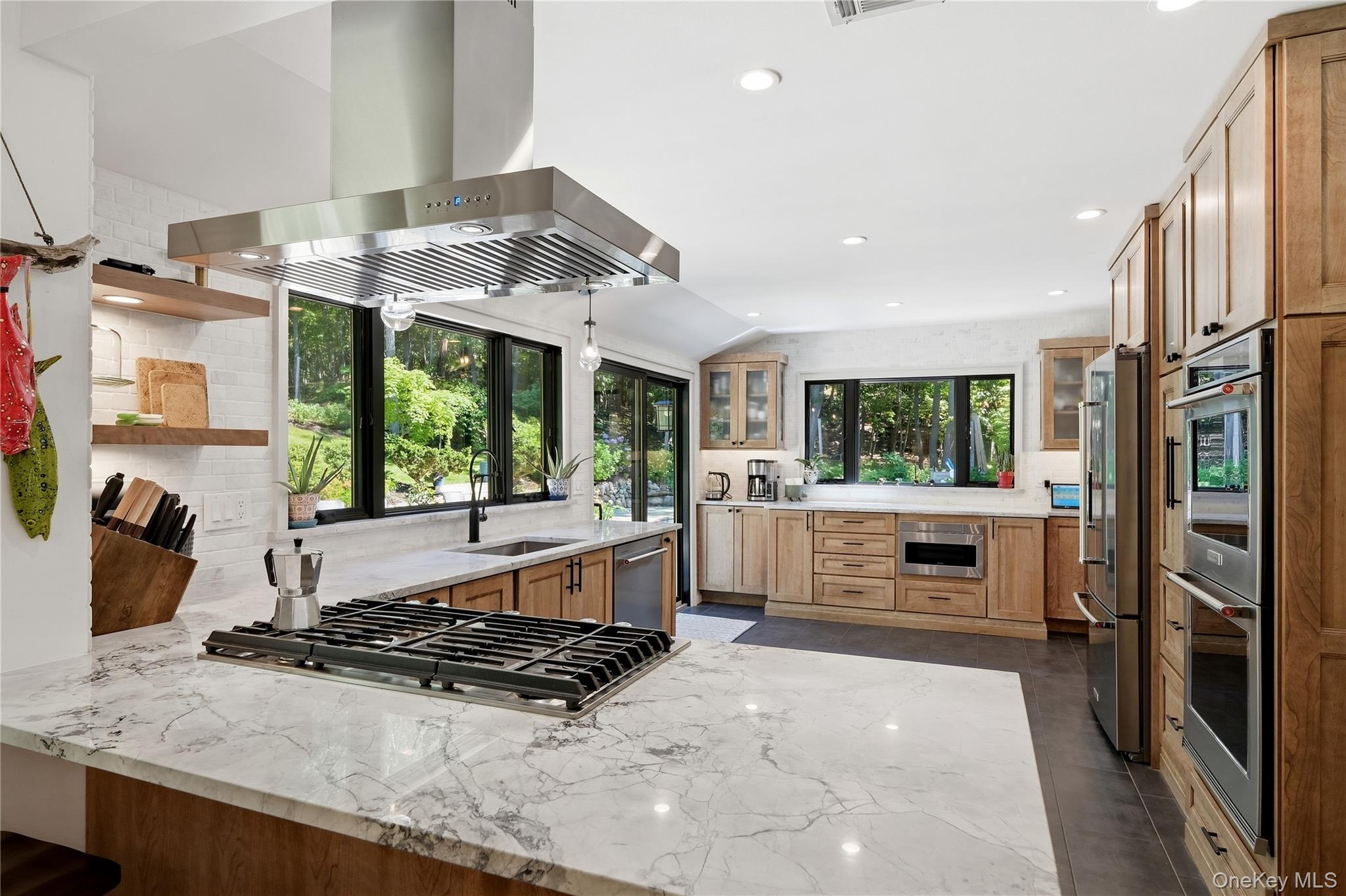 53 Soundview Drive