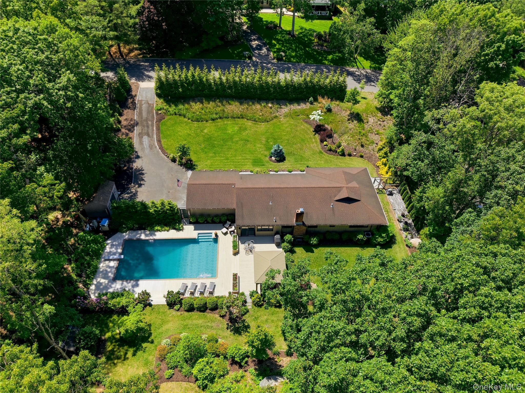 53 Soundview Drive