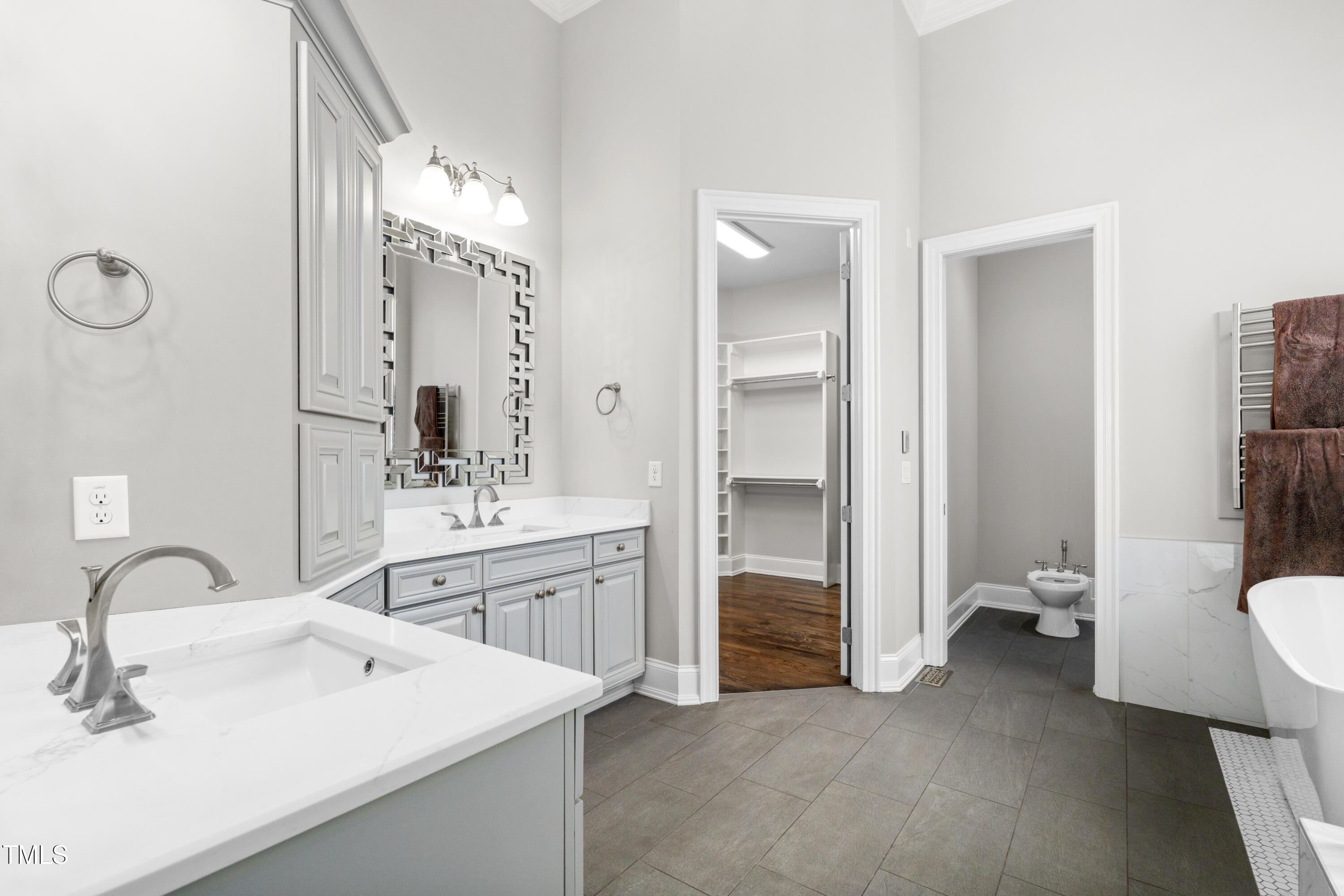 3829 Westbury Lake Drive