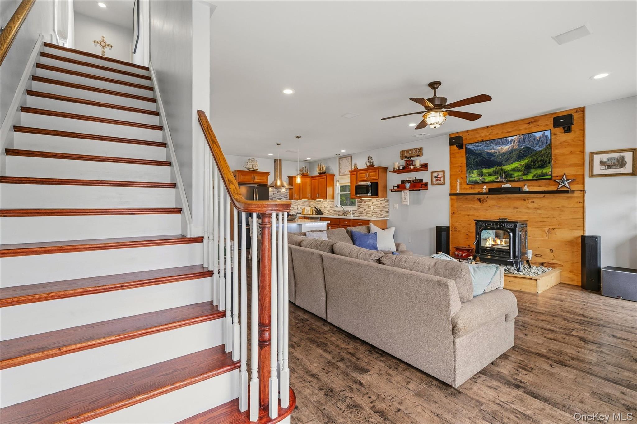 25 Cove Road