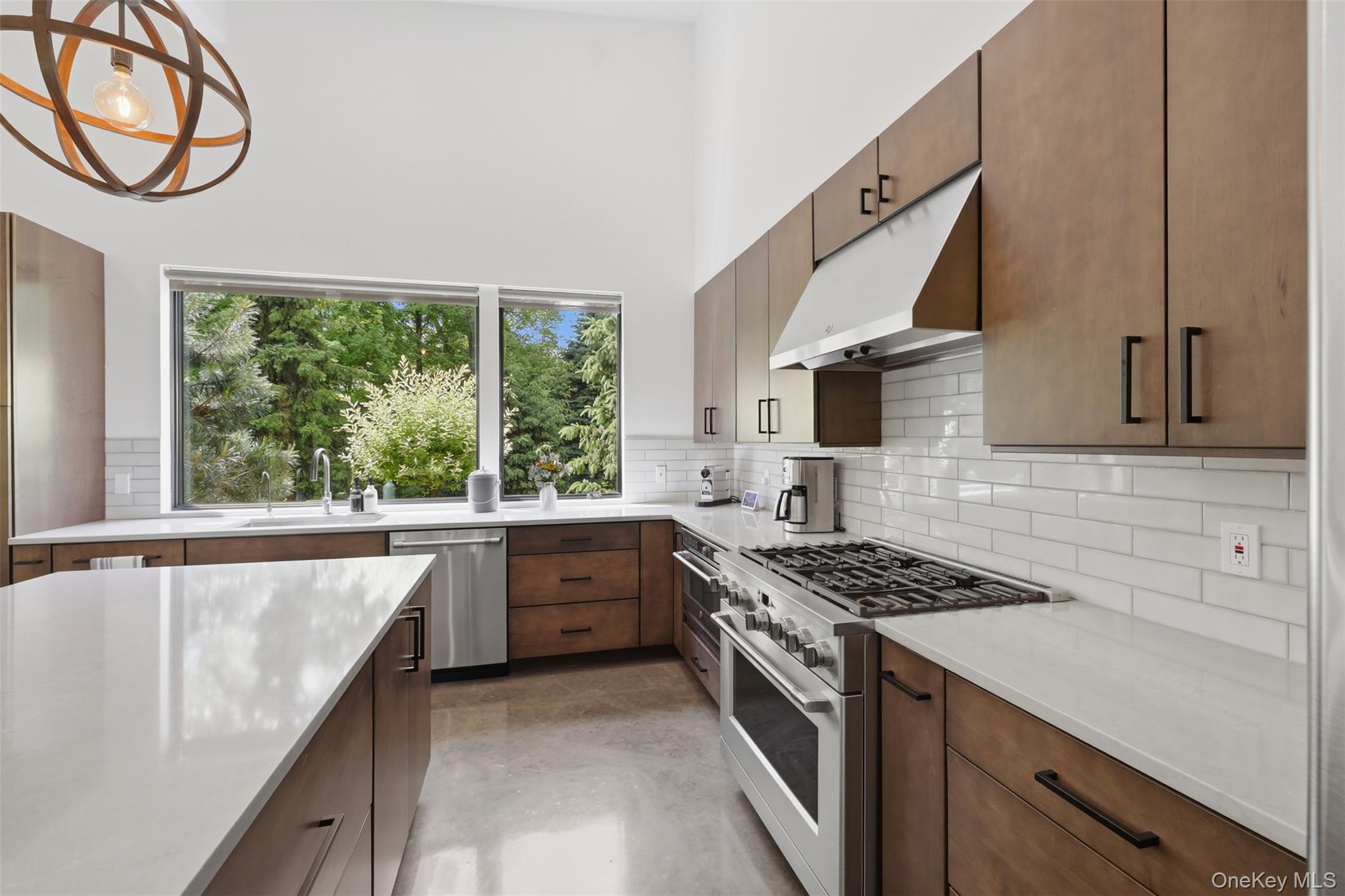 44 Woodlands Trail