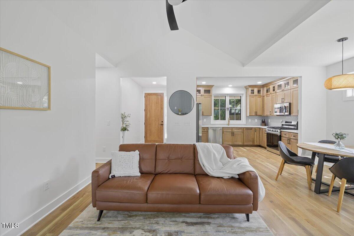 411 Bon Air Avenue