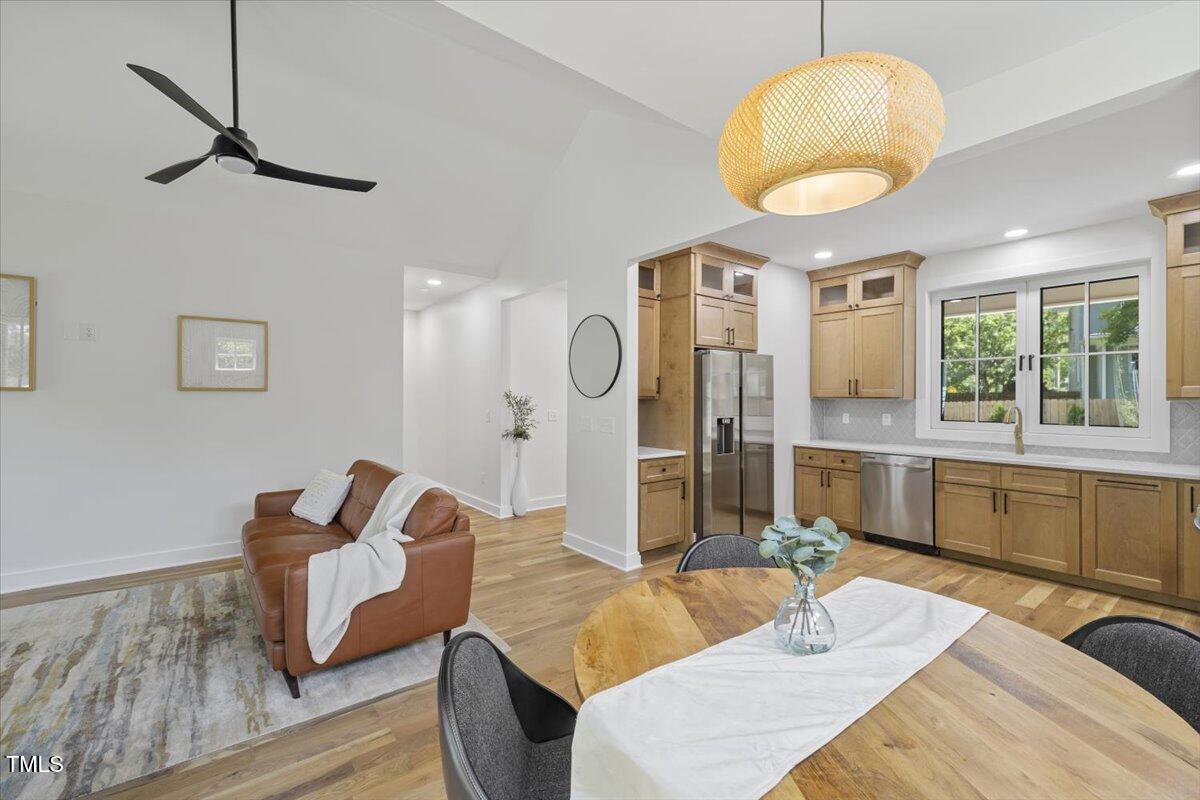 411 Bon Air Avenue