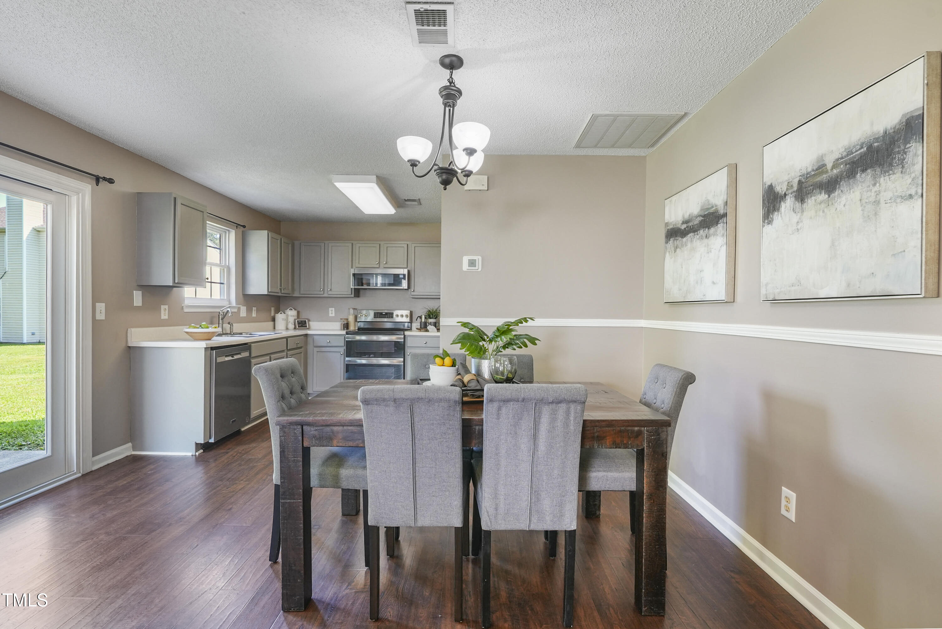 211 Cloverdale Drive
