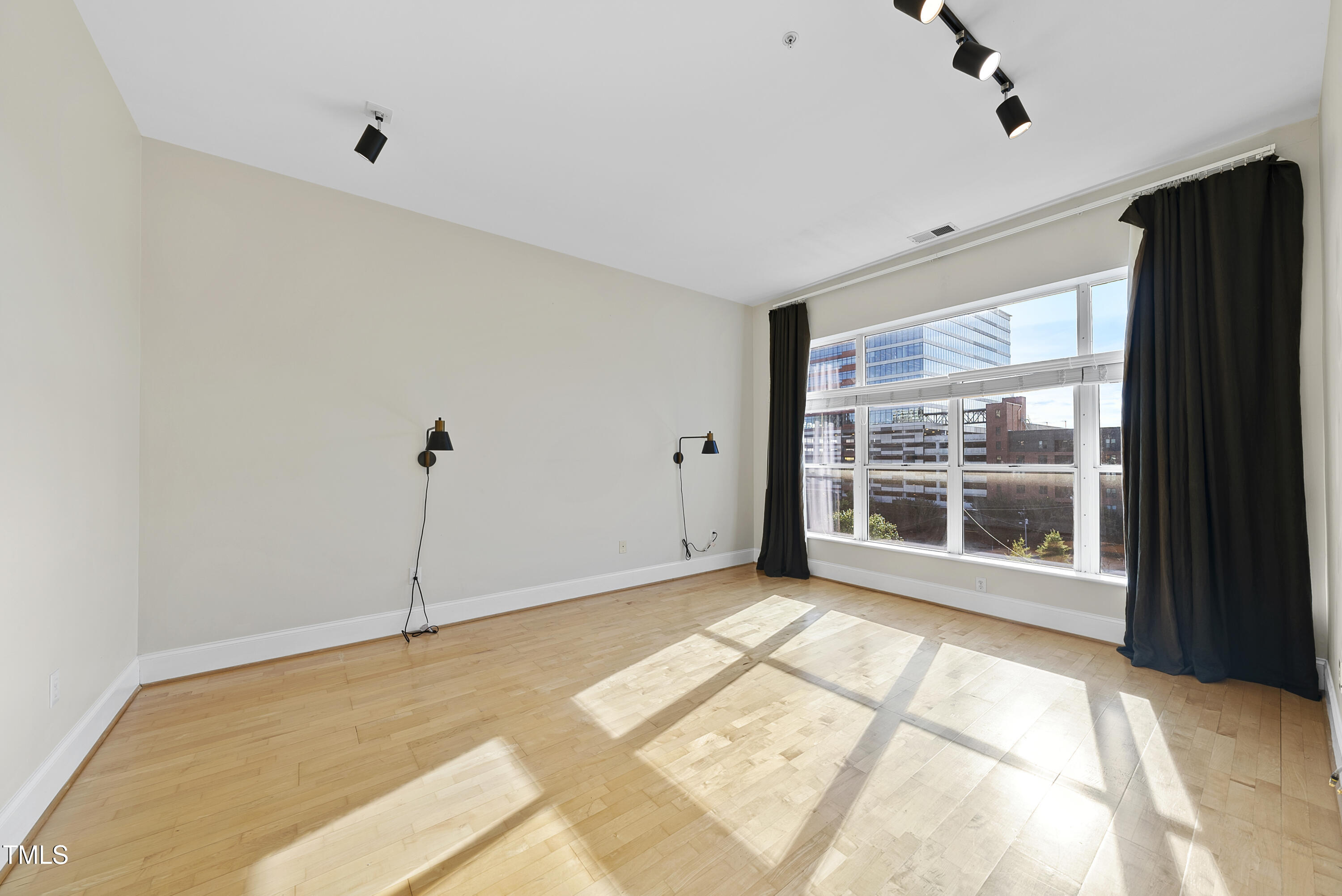 200 S Dawson Street