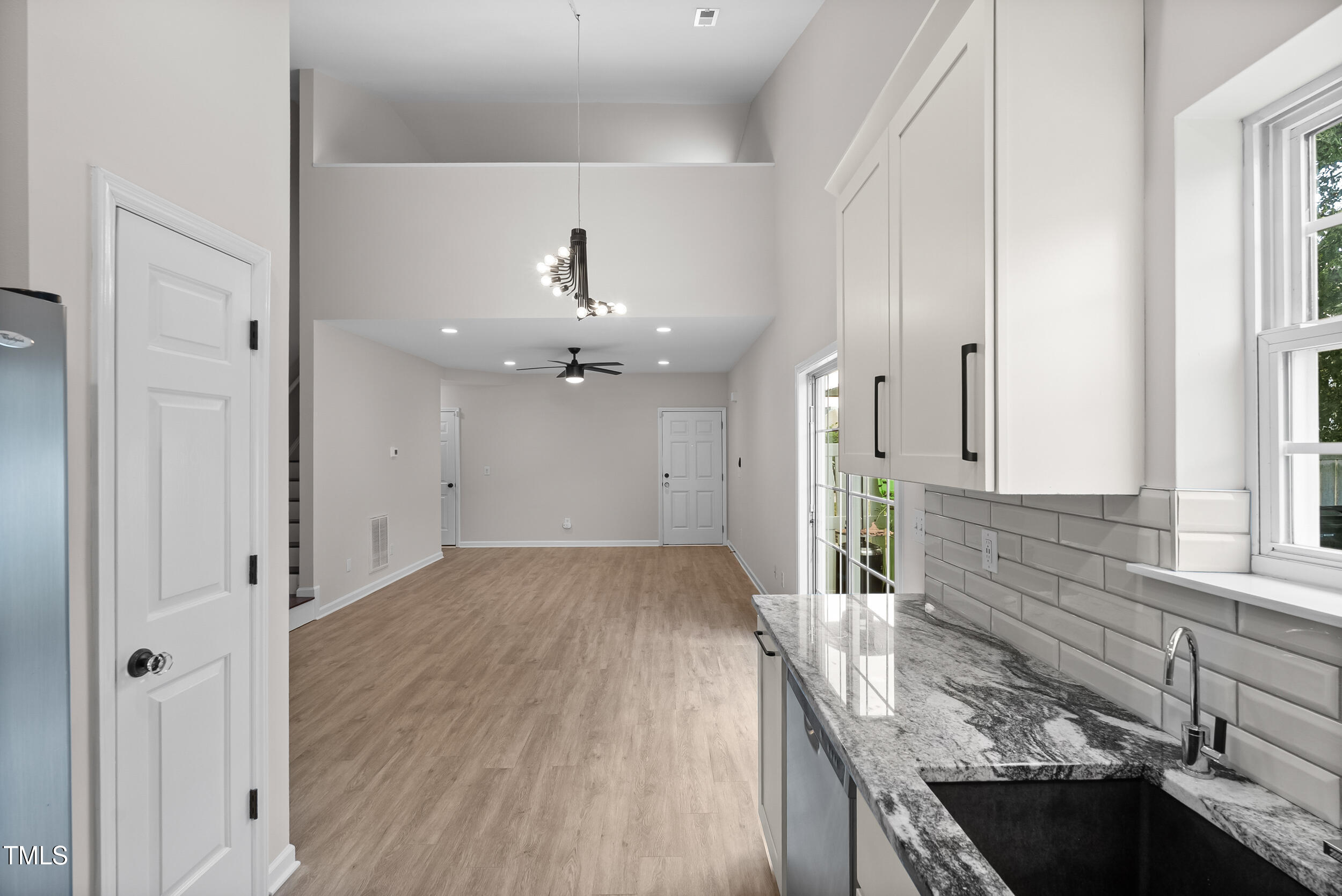 11036 Peacock Moss Street