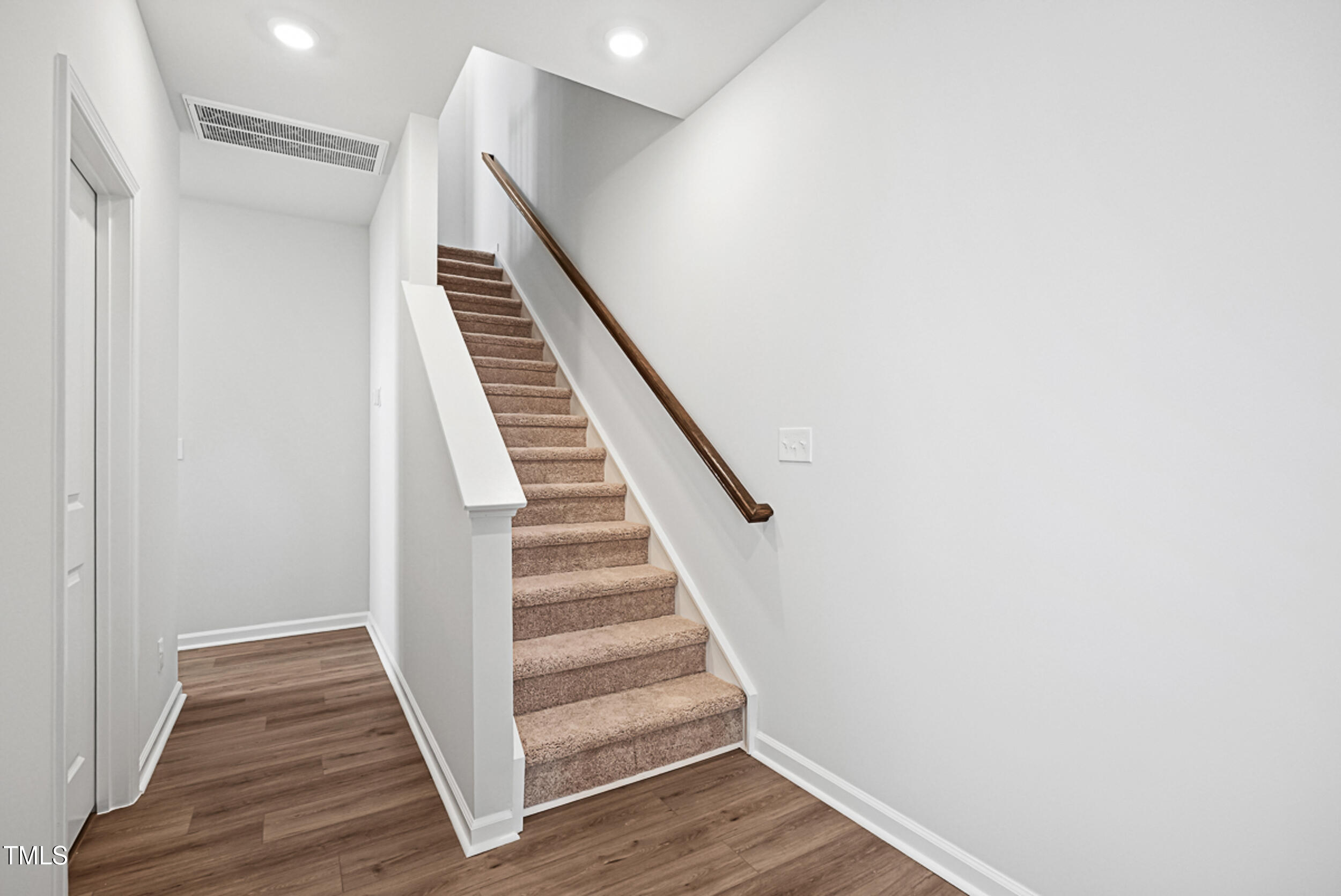 312 Chesapeake Commons Street