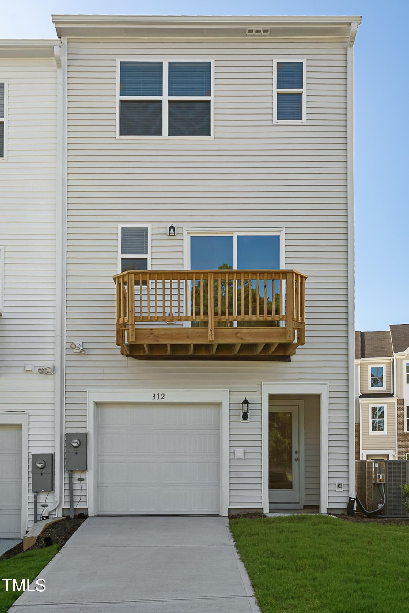 312 Chesapeake Commons Street