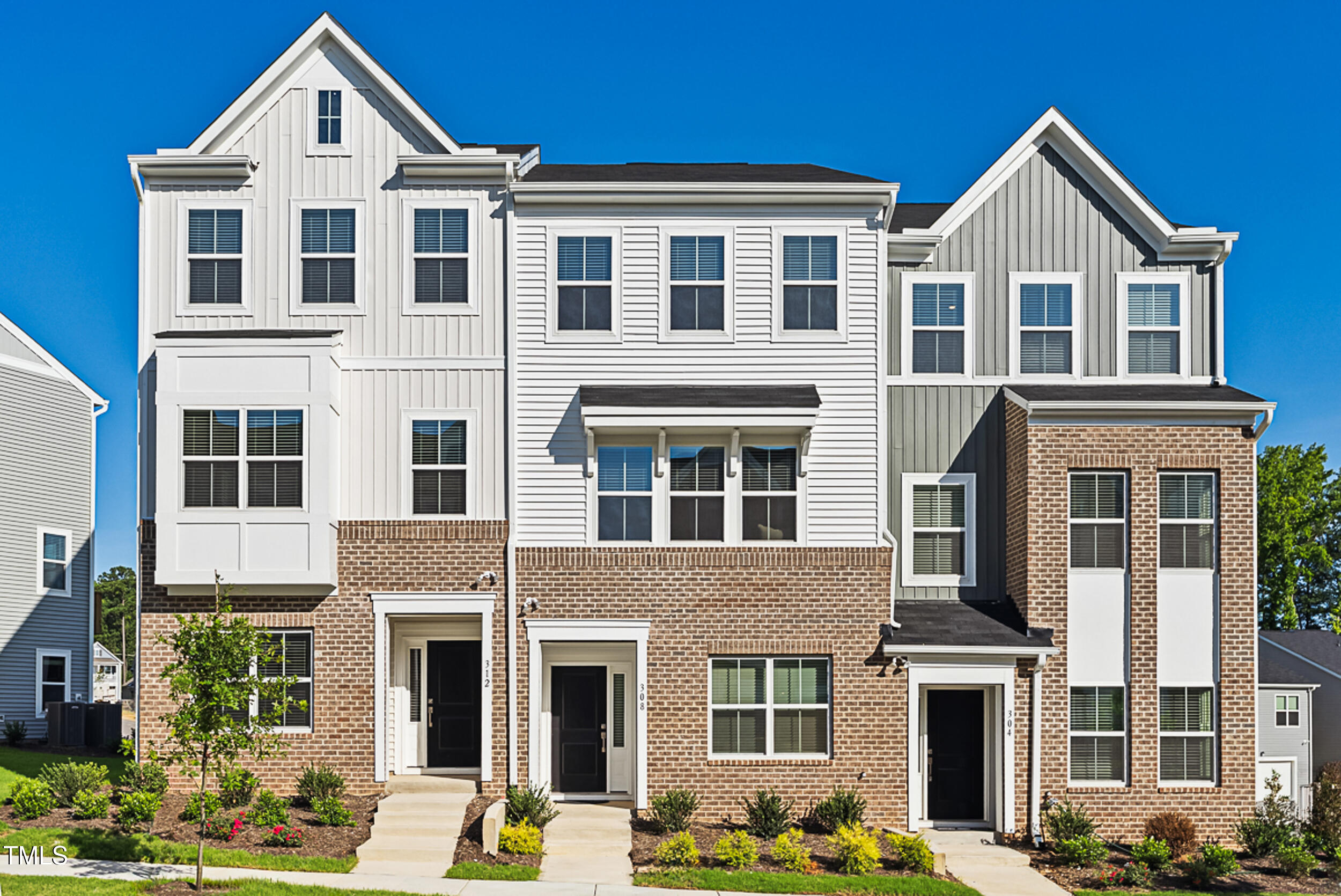 312 Chesapeake Commons Street