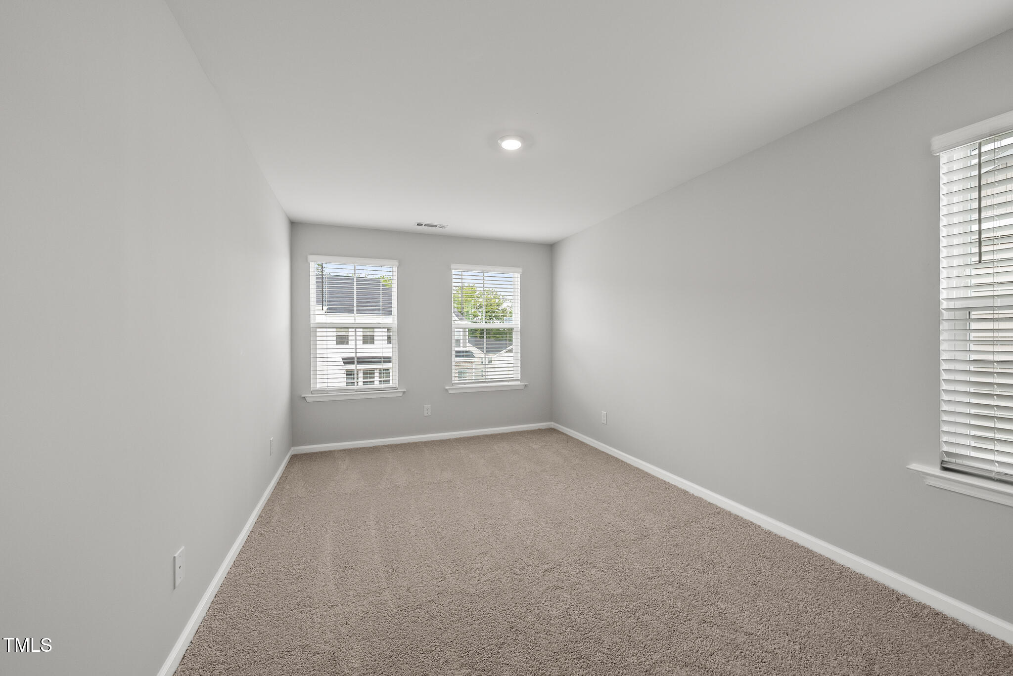 315 Chesapeake Commons Street # 102