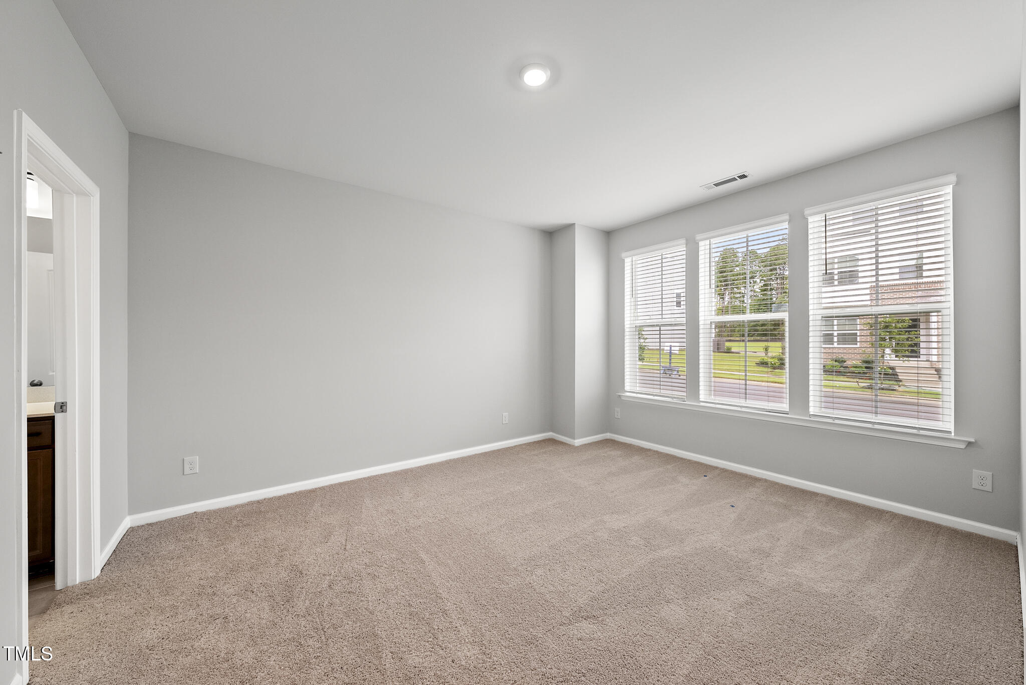 315 Chesapeake Commons Street # 102