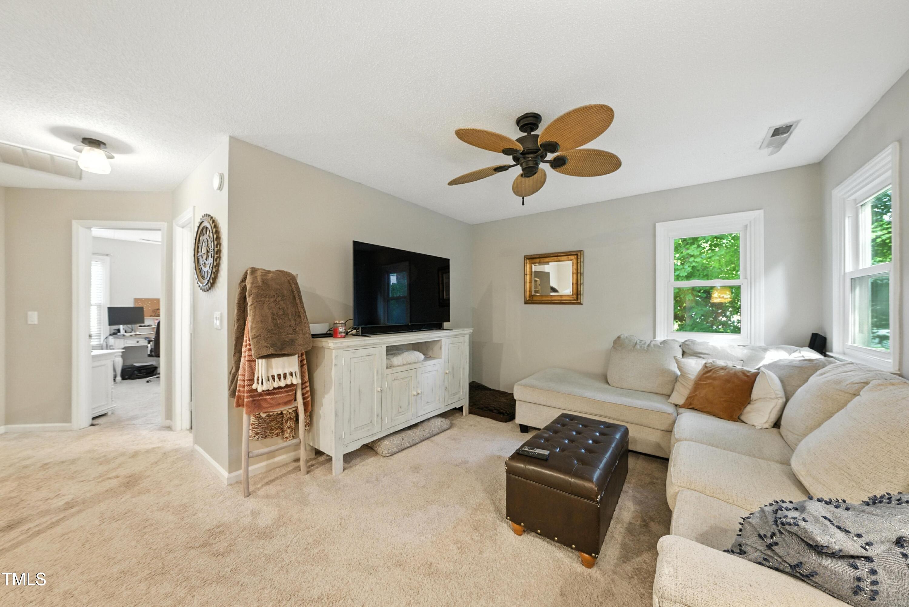 6616 Speight Circle