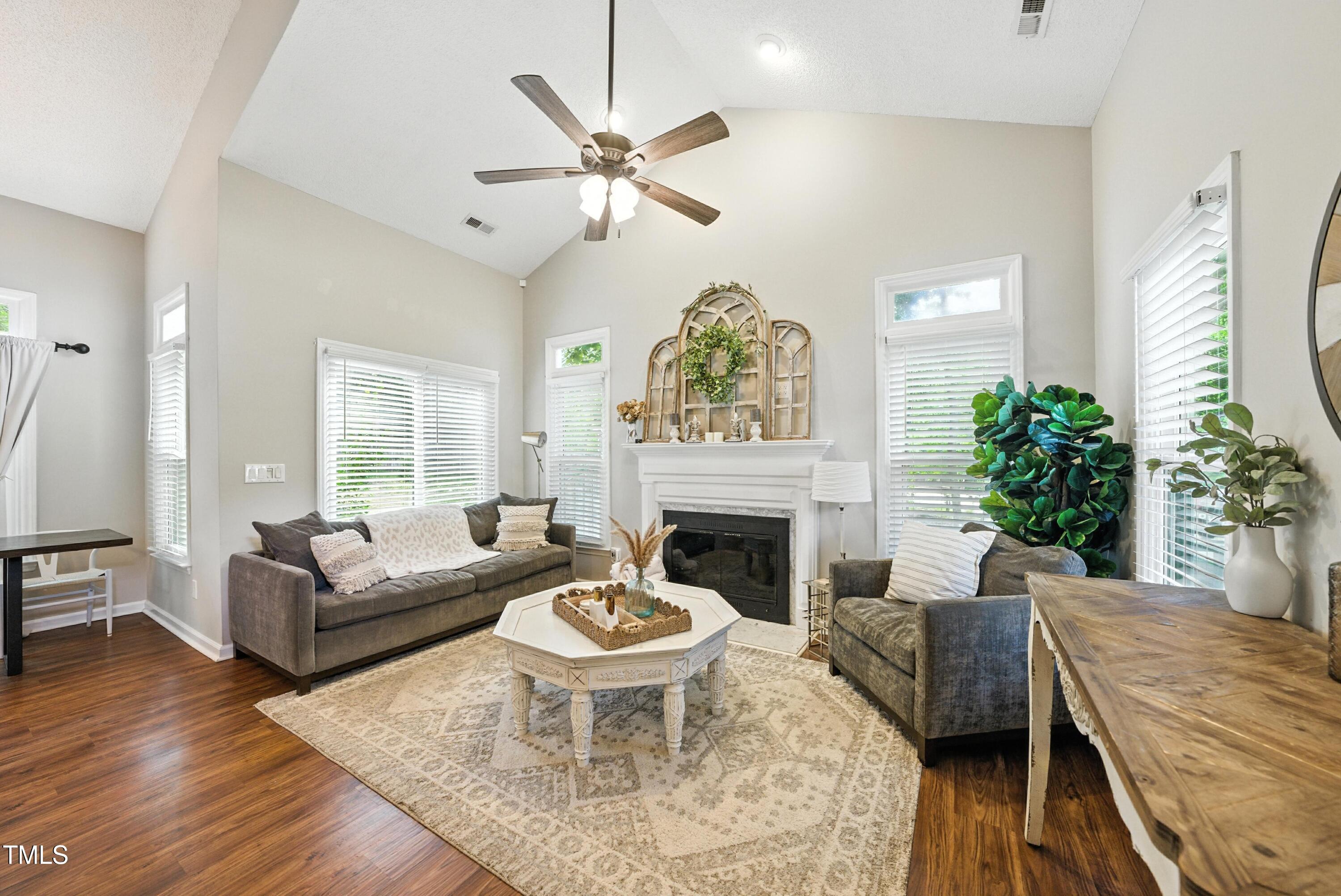 6616 Speight Circle