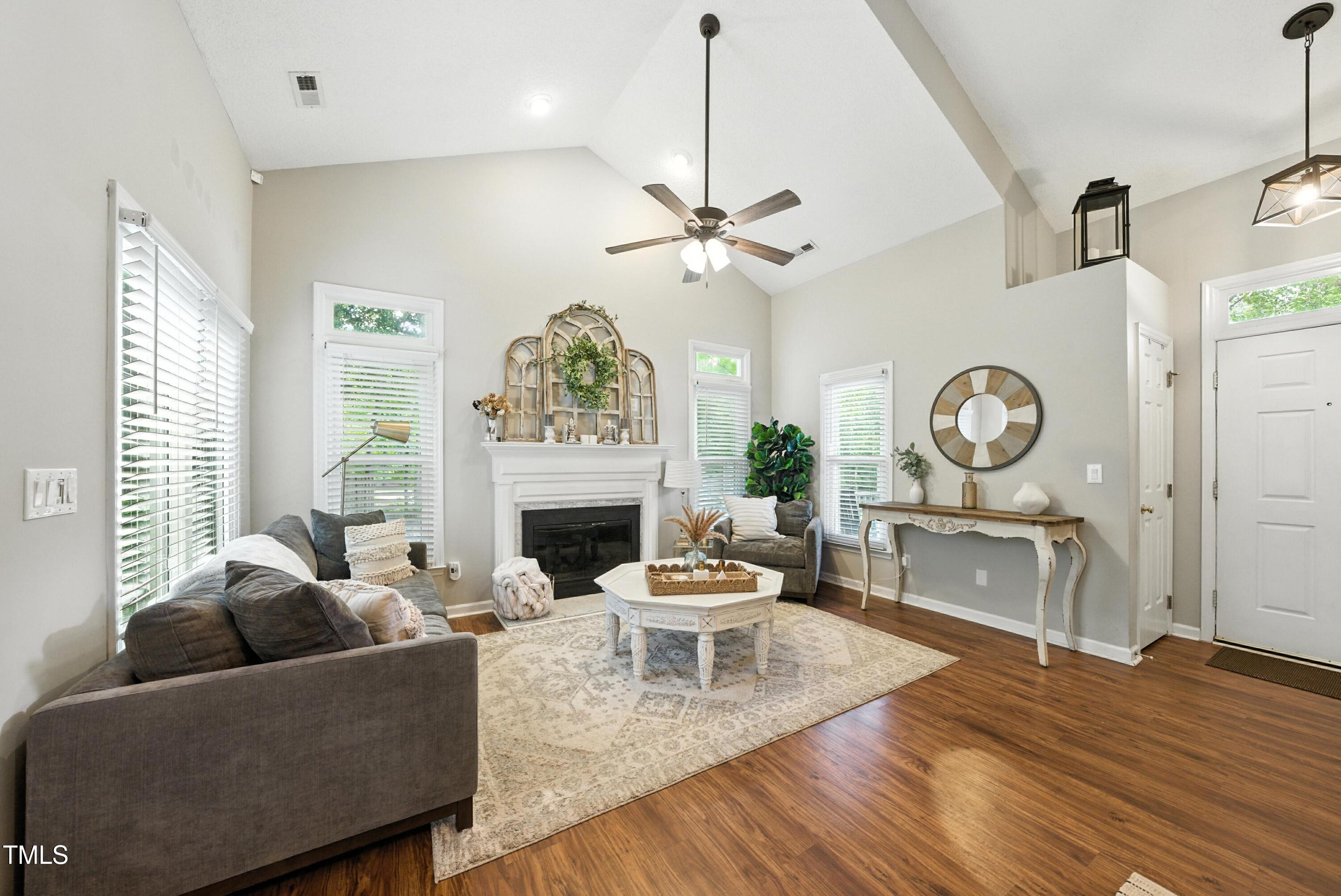 6616 Speight Circle