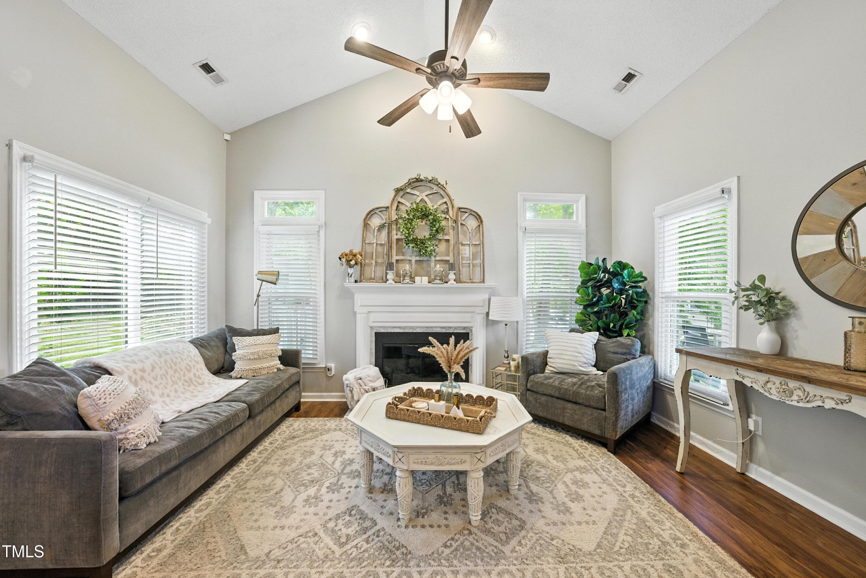 6616 Speight Circle