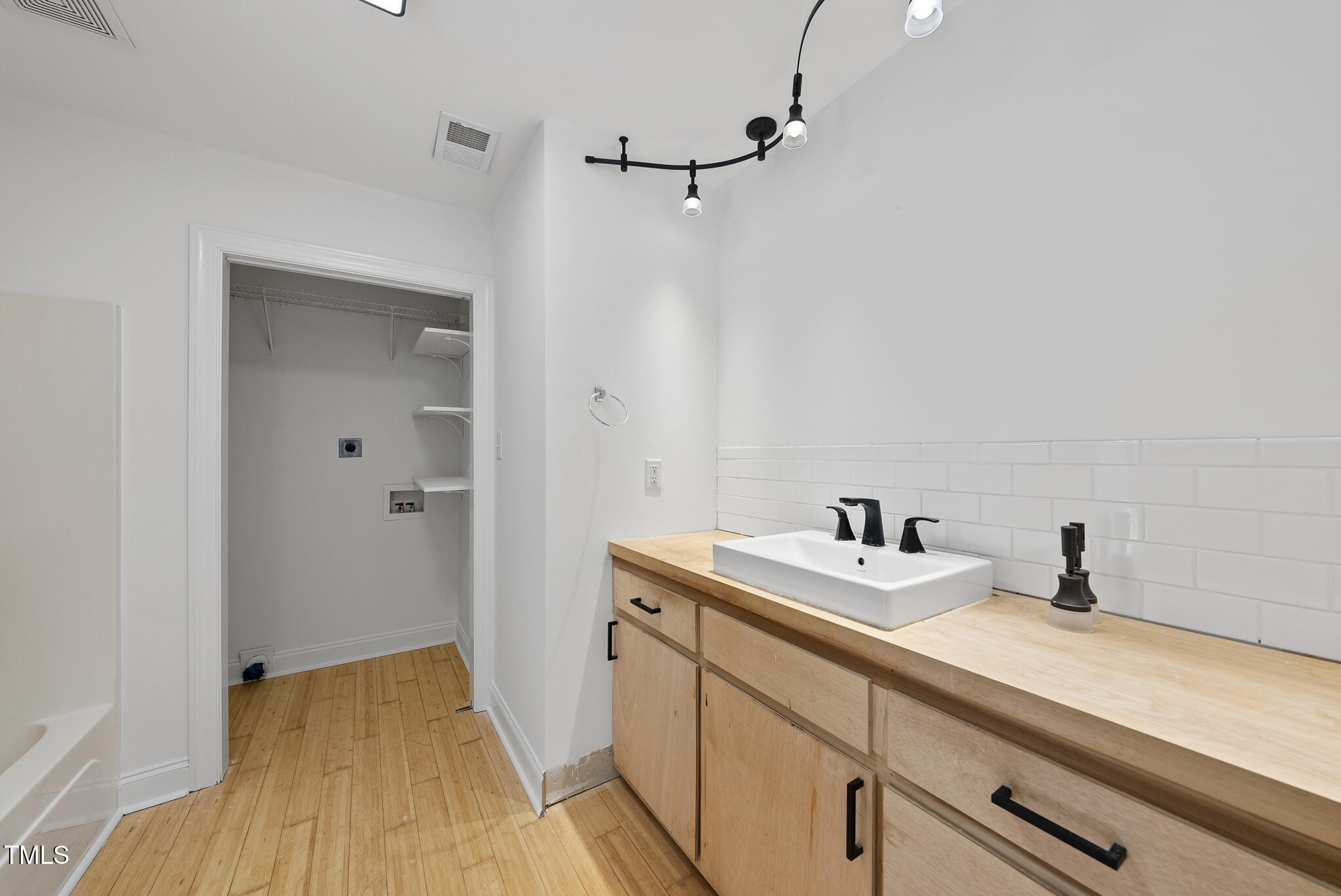 76 Morgans End Way