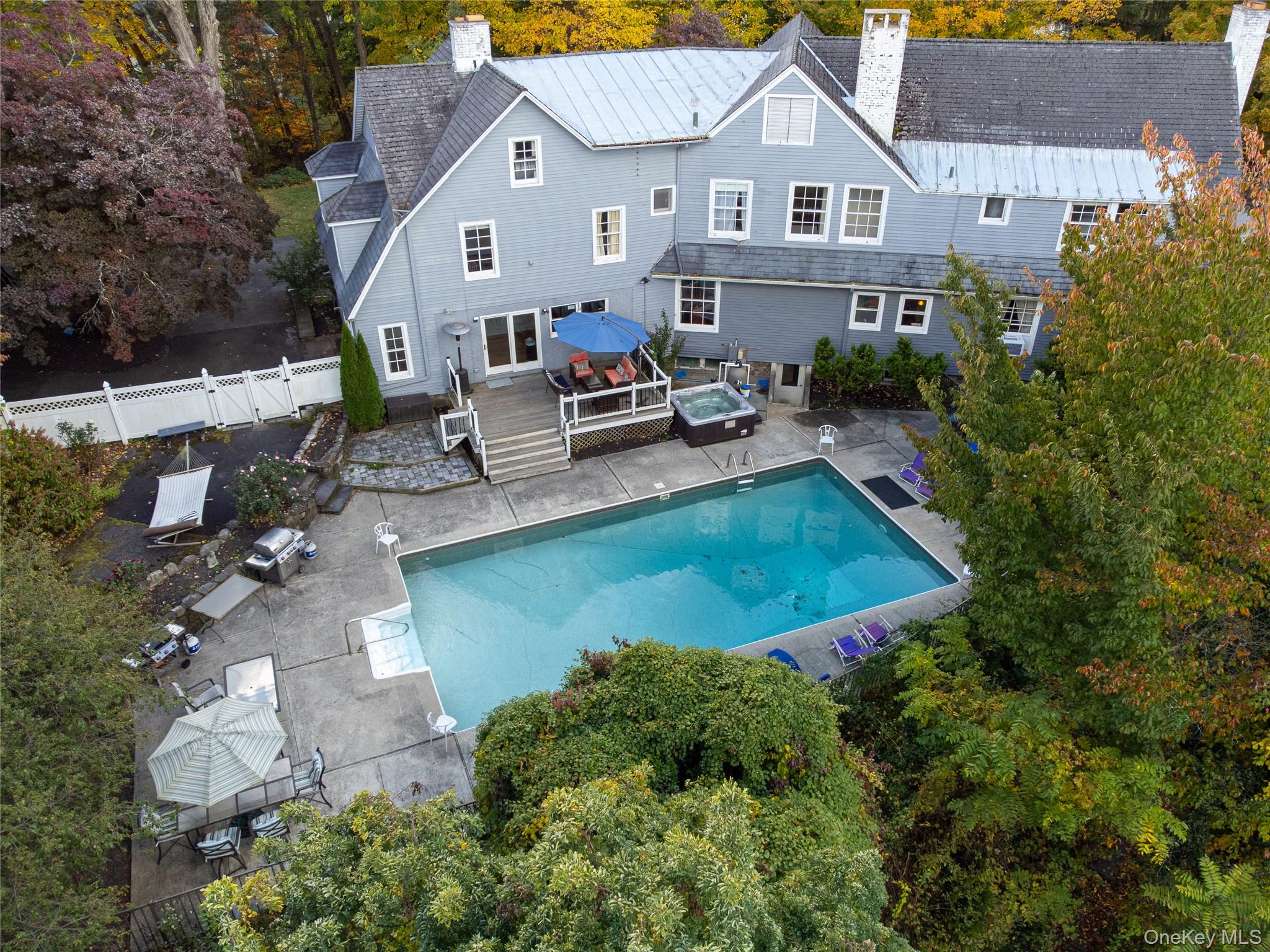 5 Trinity Place