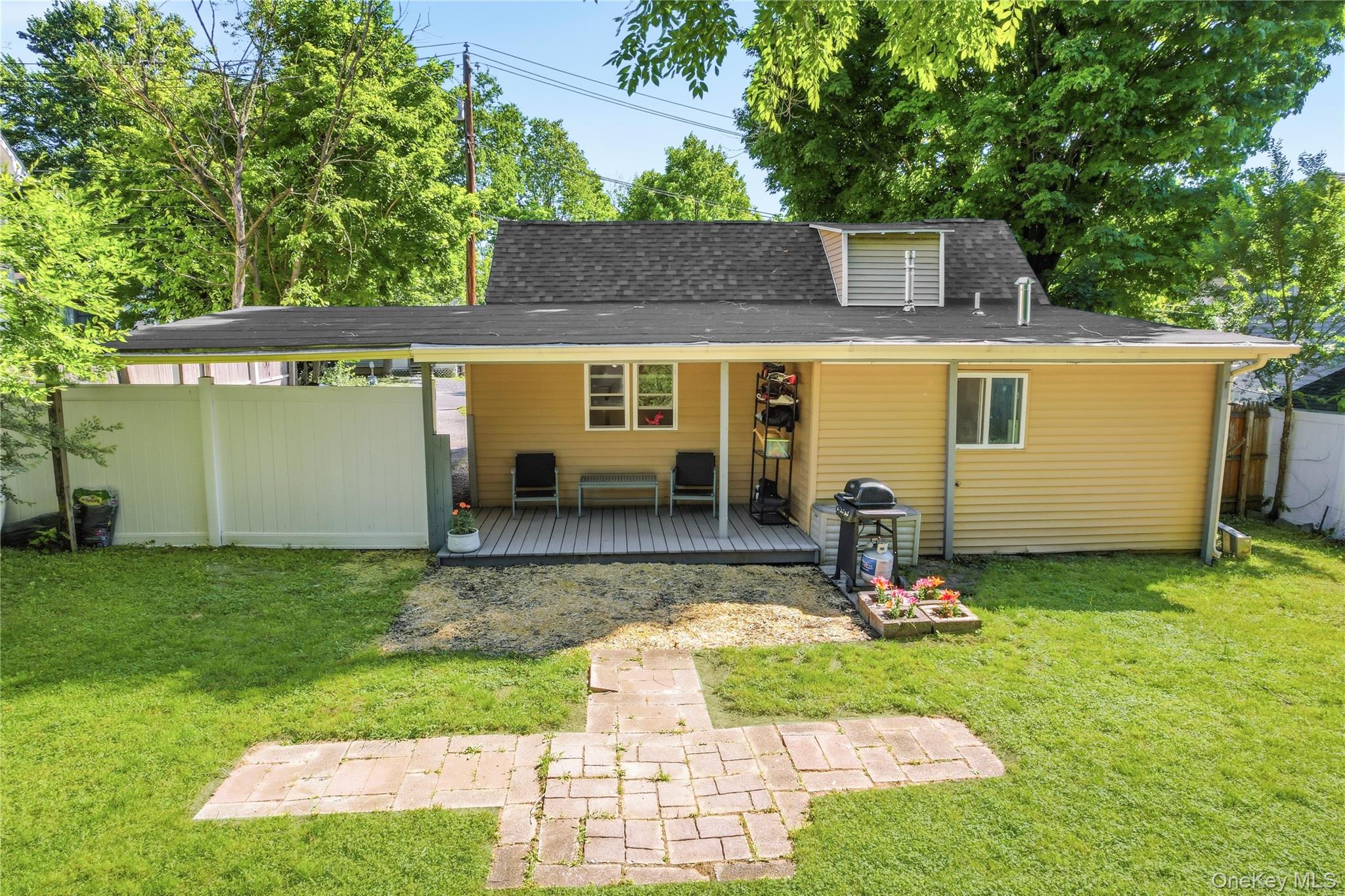 4 Hulse Street