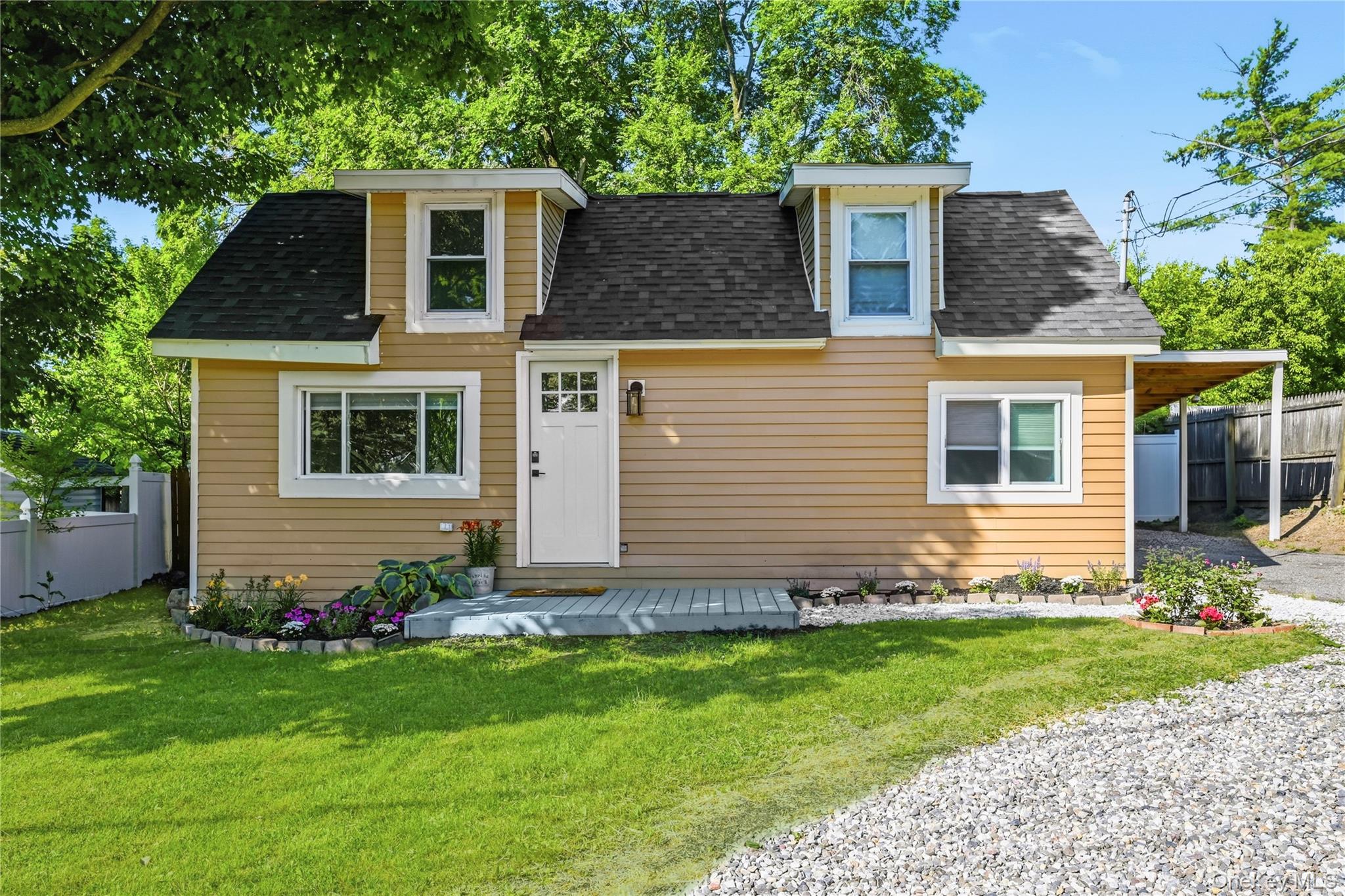 4 Hulse Street