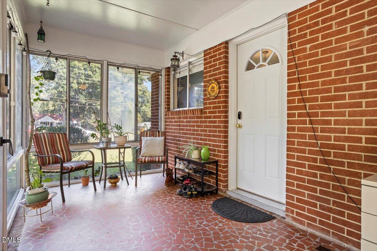 335 Pleasant Drive