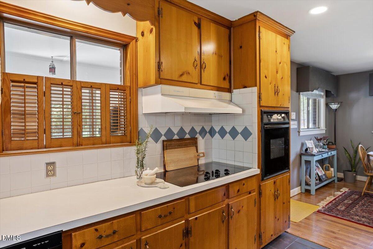 335 Pleasant Drive